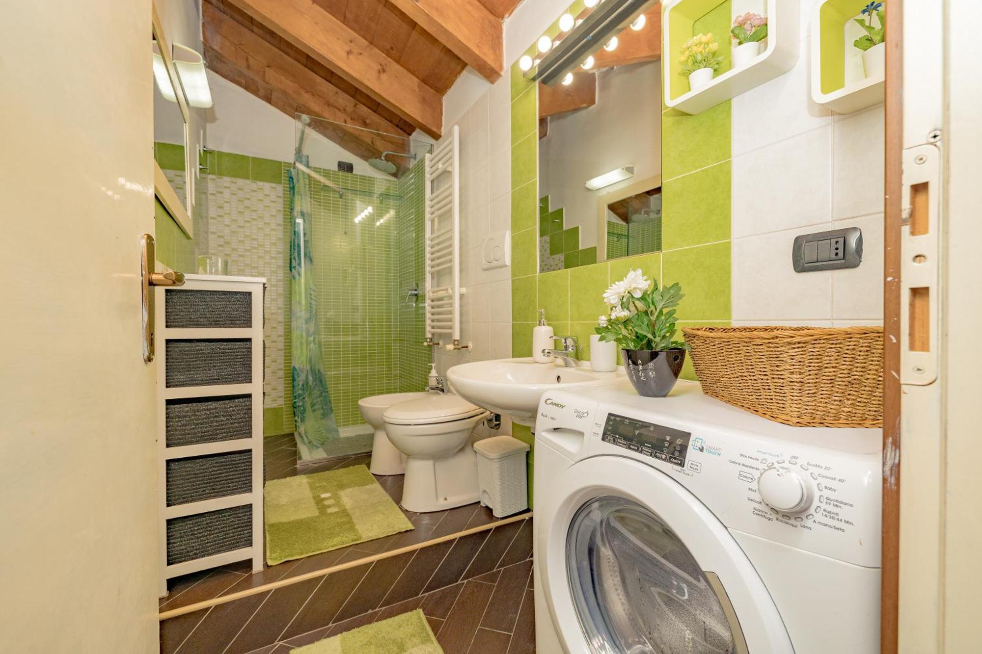 Apartment Milanogorla-metro 50mt-duomo A 15 Minuti Mailand