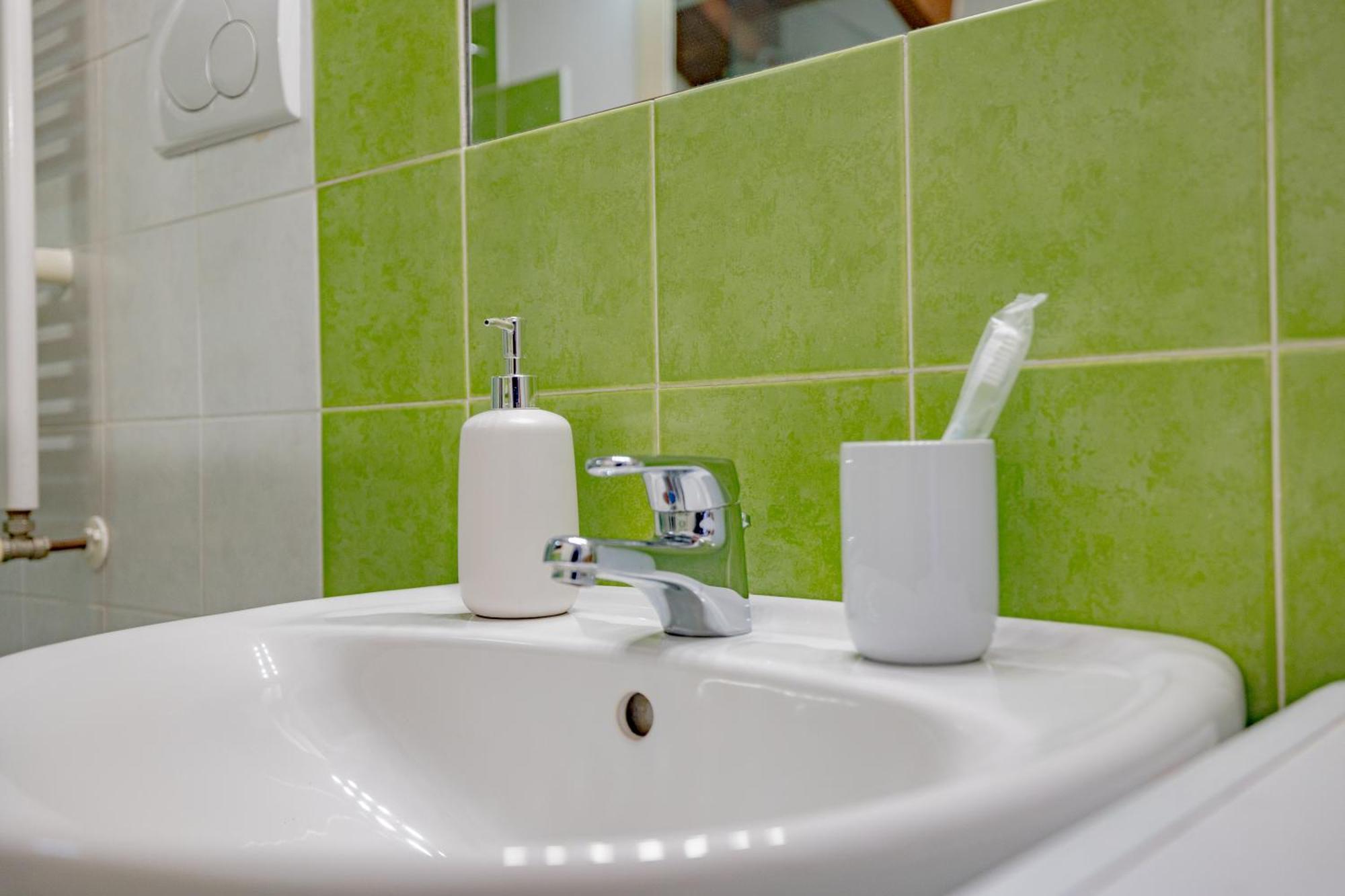 Apartment Milanogorla-metro 50mt-duomo A 15 Minuti Mailand