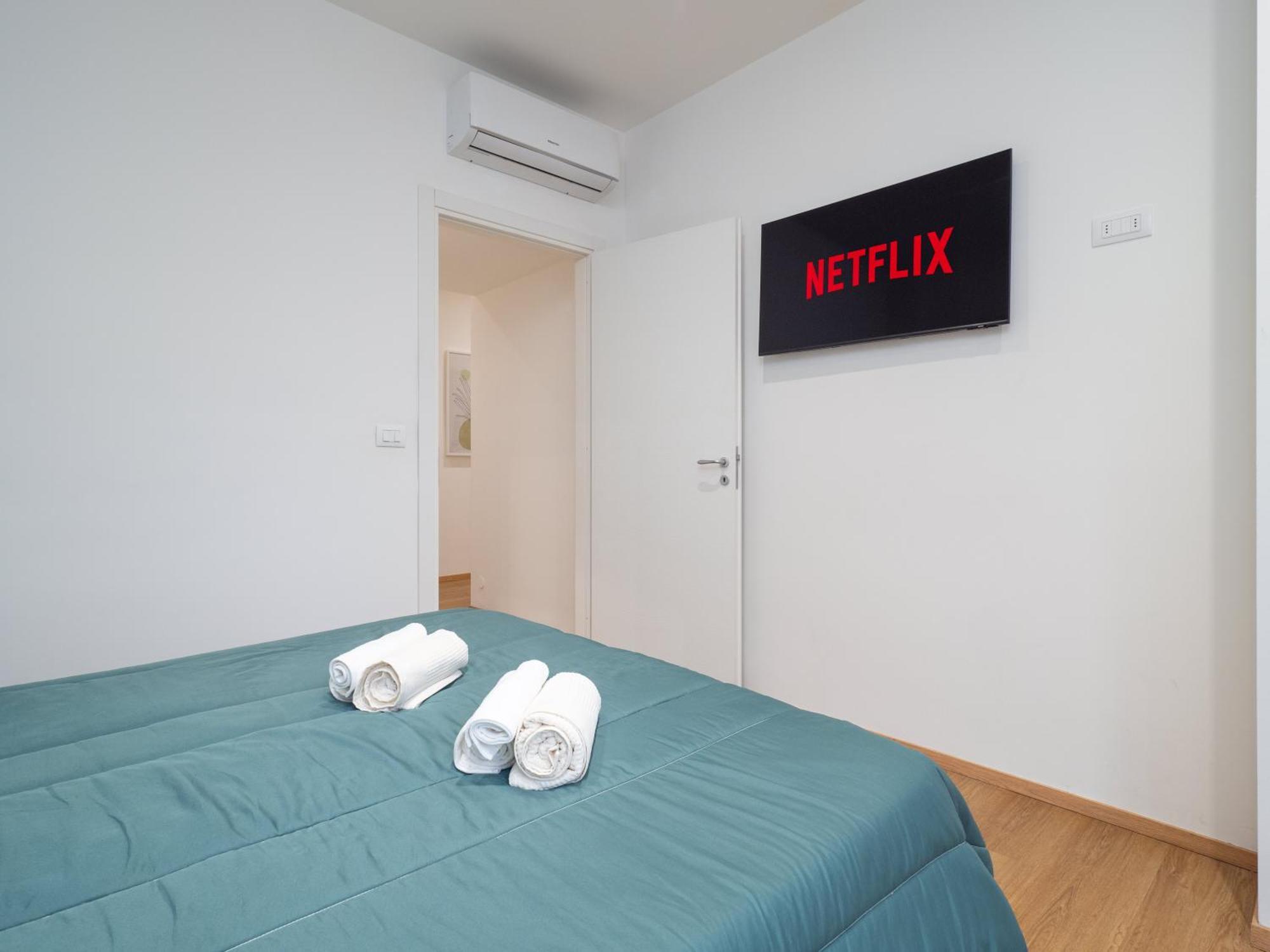 5 Guests - Modern With Balcony * Milan