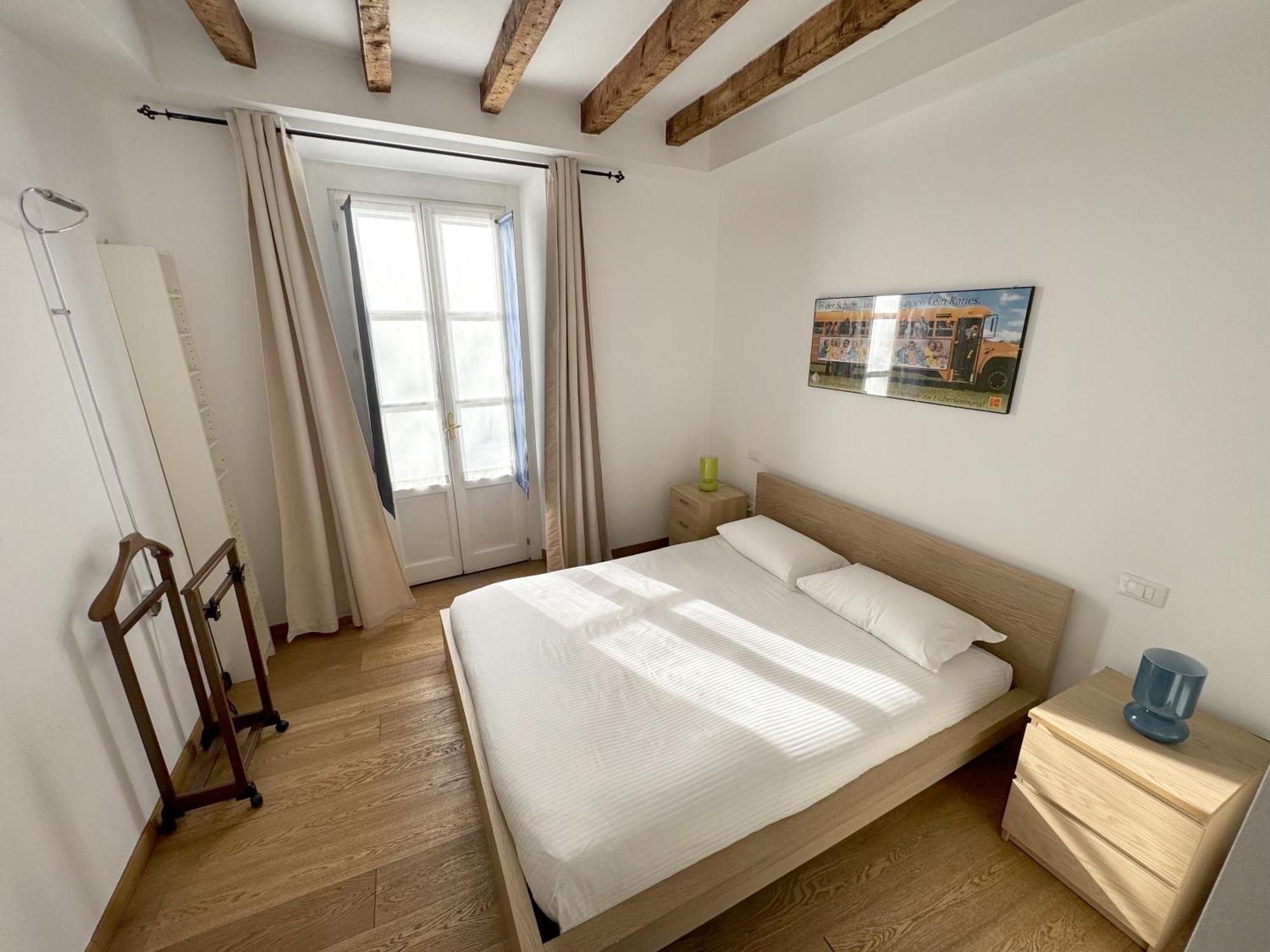 Joivy Cosy Ticinese Retreat 1-bed Flat Near The Duomo *