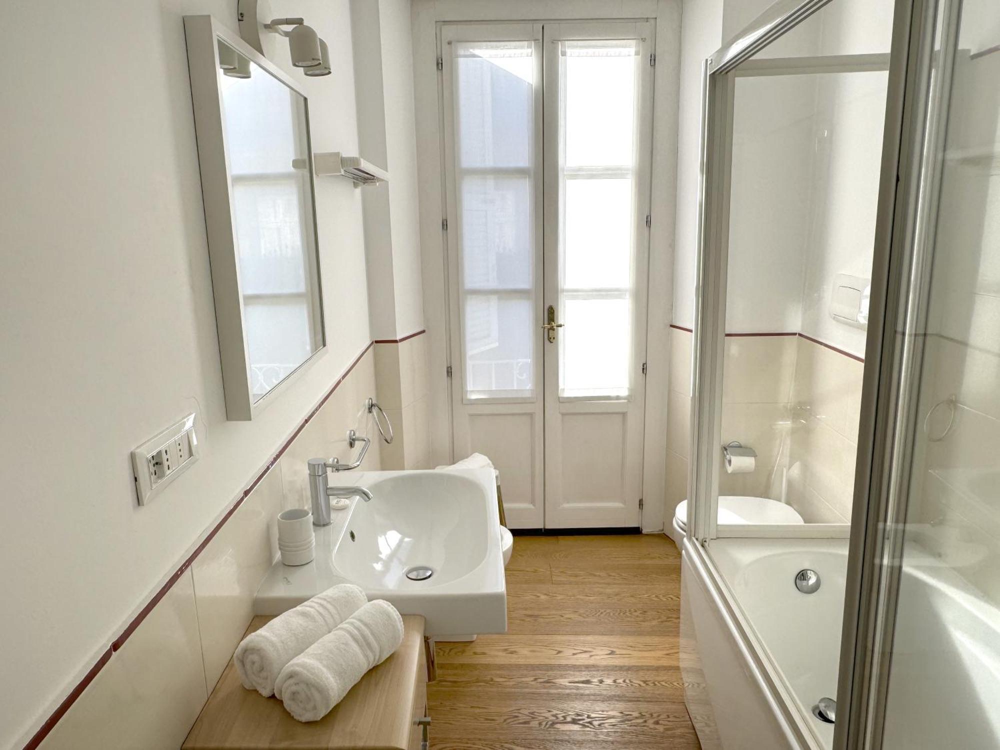 Joivy Cosy Ticinese Retreat 1-bed Flat Near The Duomo * Mailand