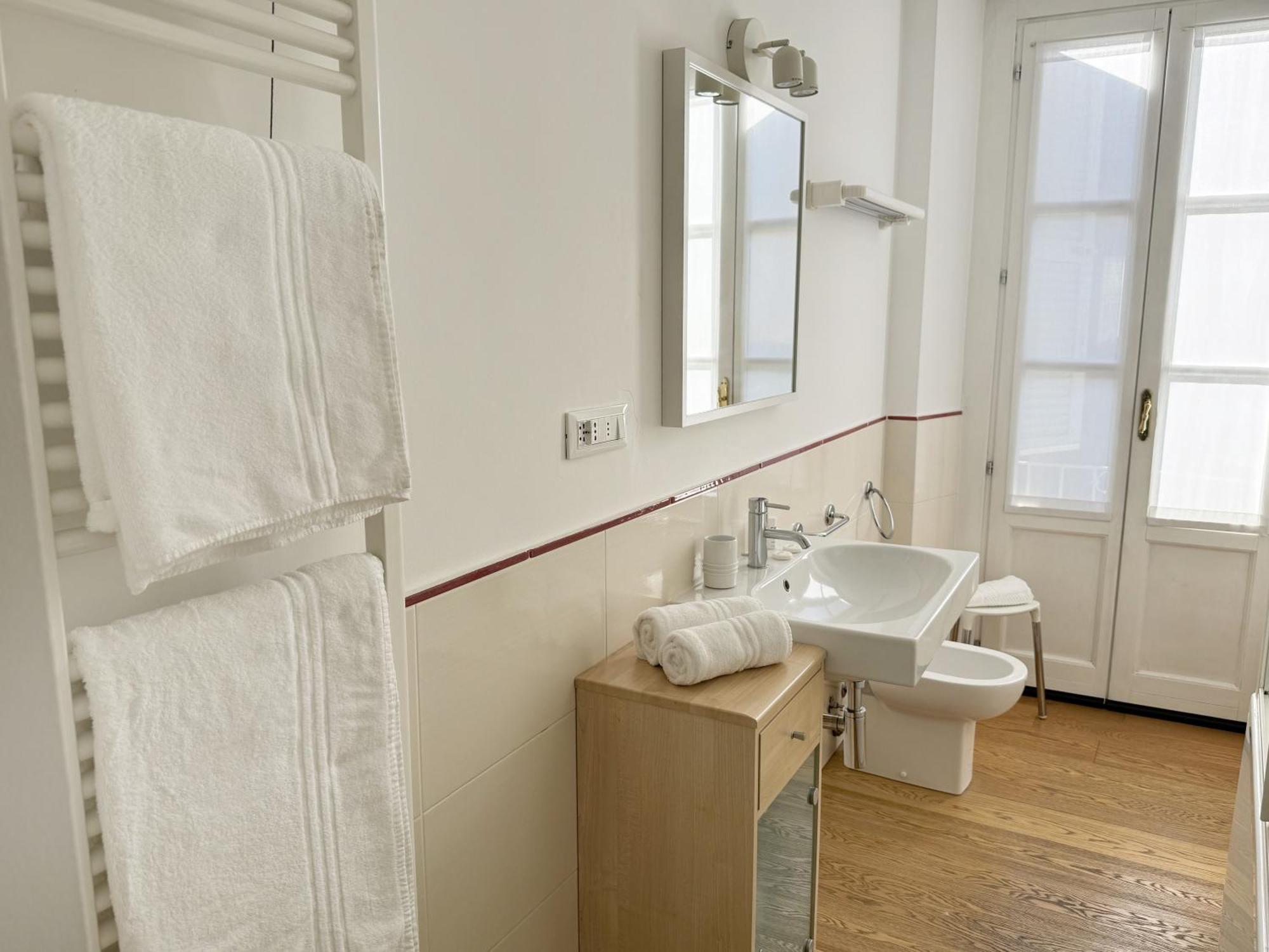 Joivy Cosy Ticinese Retreat 1-bed Flat Near The Duomo Apartment