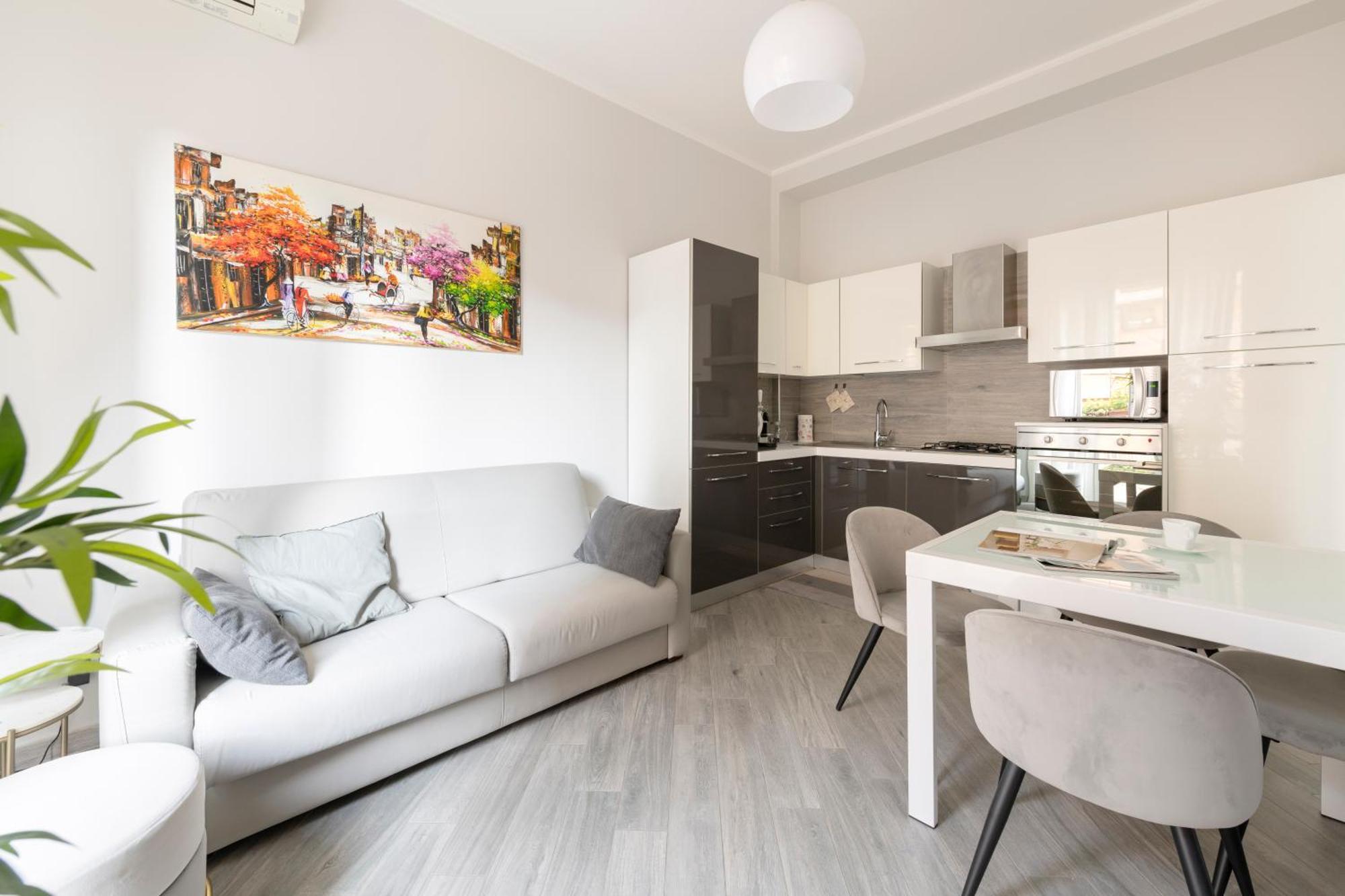 Adorable Centre, 2 Bd, 4 Guests Appartamento Milano