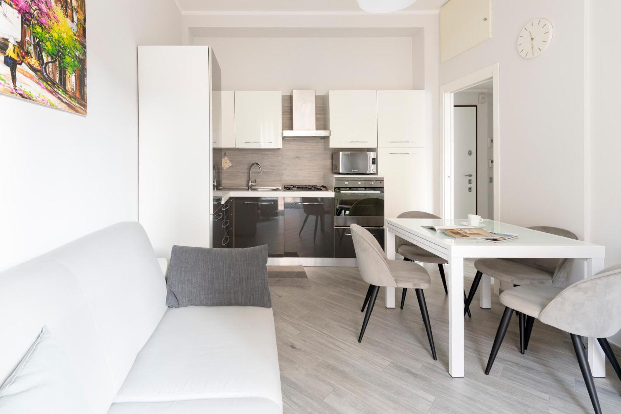 Adorable Centre, 2 Bd, 4 Guests Appartamento Milano