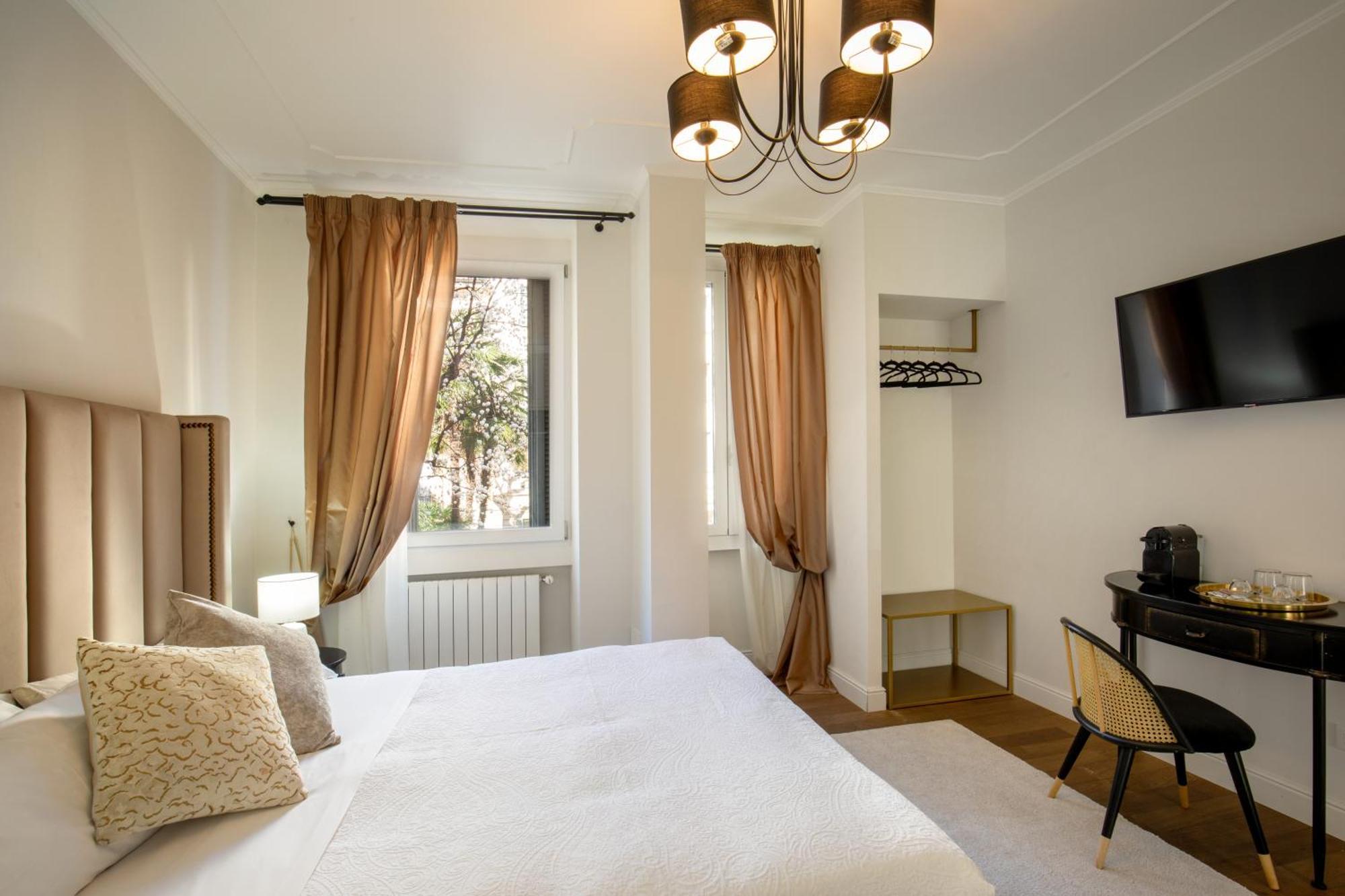 Daplace - Corso Monforte Guest house