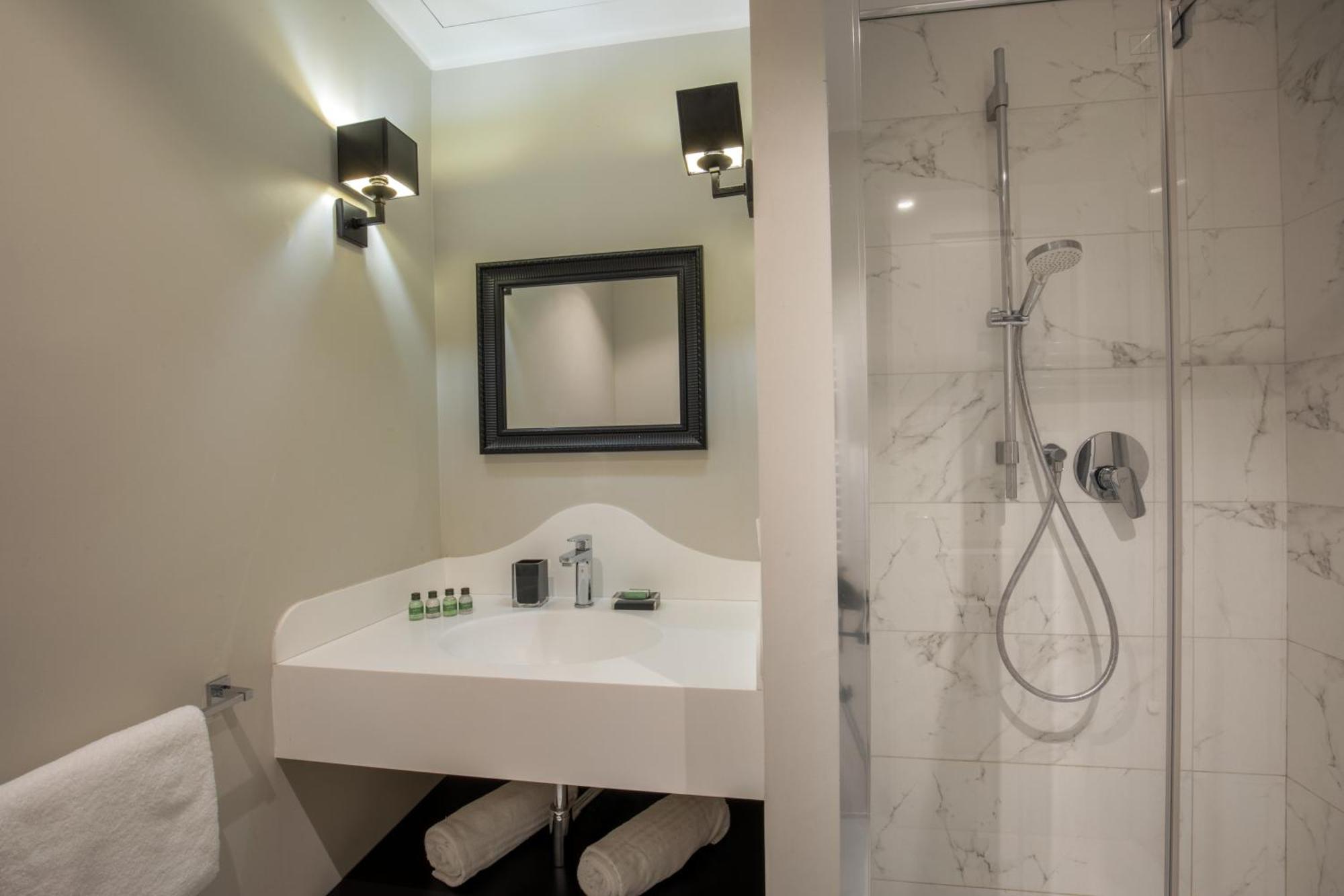Daplace - Corso Monforte * Milan