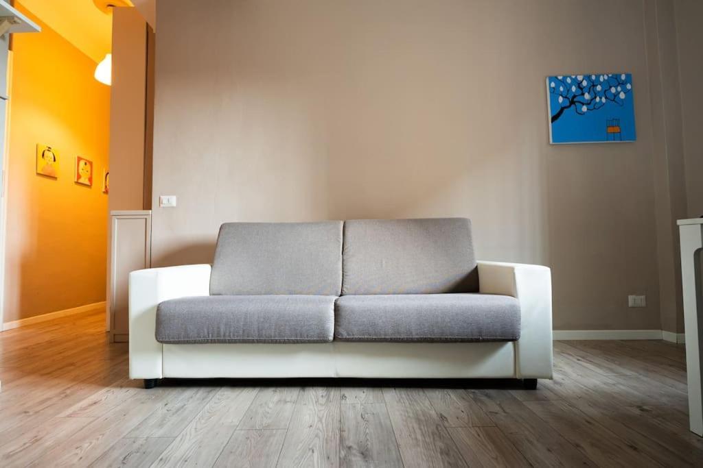 10min To Downtown Bright And Stylish Apartment