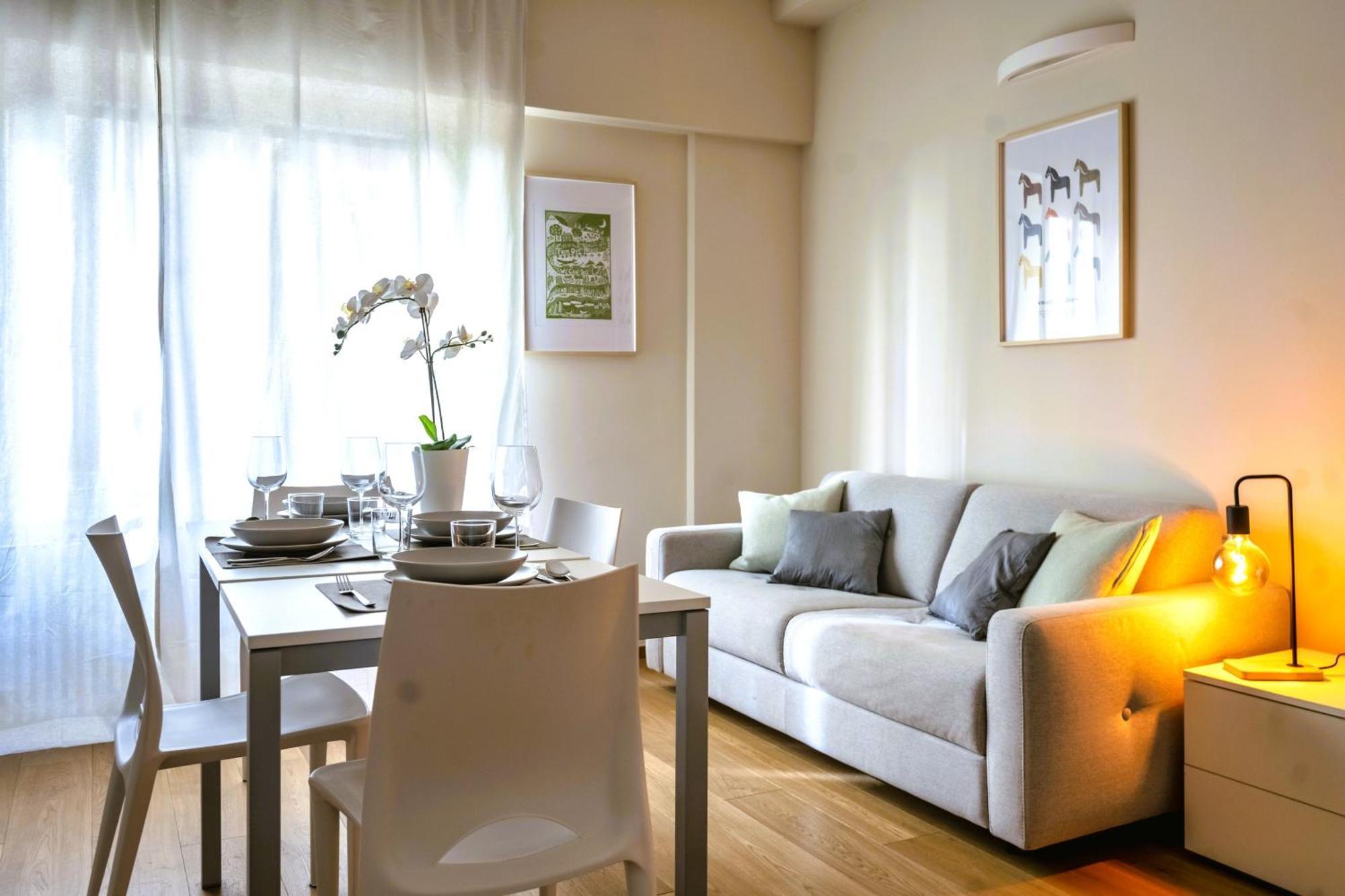 Lejlighed Citylife, Sempione, Close To Metro M5 *