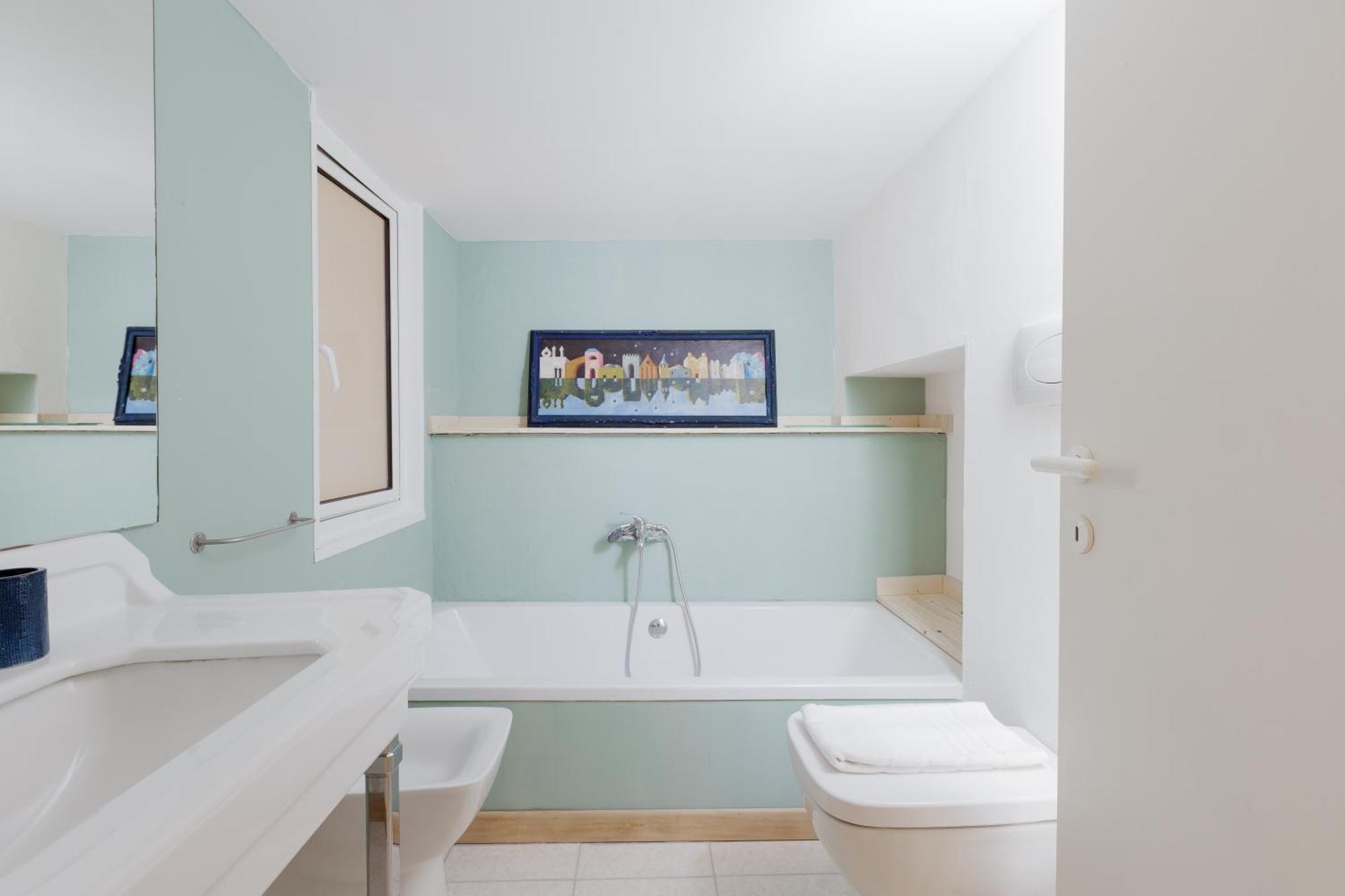 Sant'agostino - Charming Retreat 210m From M2 Leilighet Milano