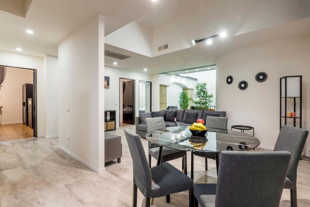 Comfortable 3 Bedrooms Few Steps From Duomo * Milaan