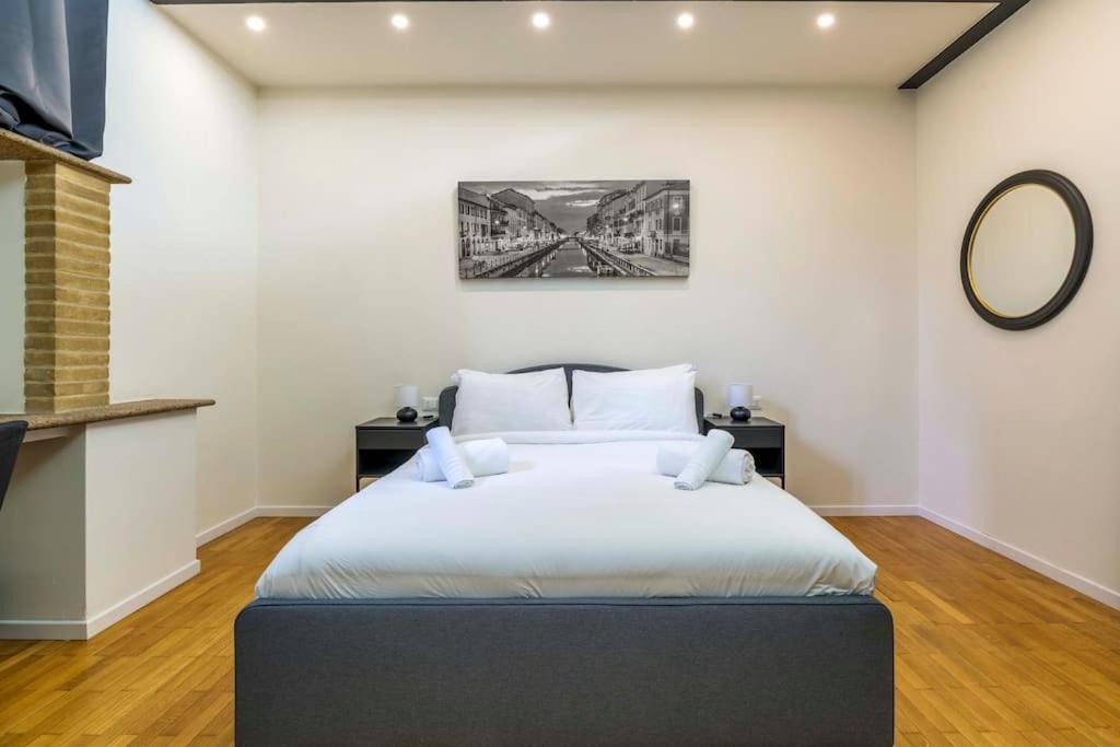Comfortable 3 Bedrooms Few Steps From Duomo Milaan