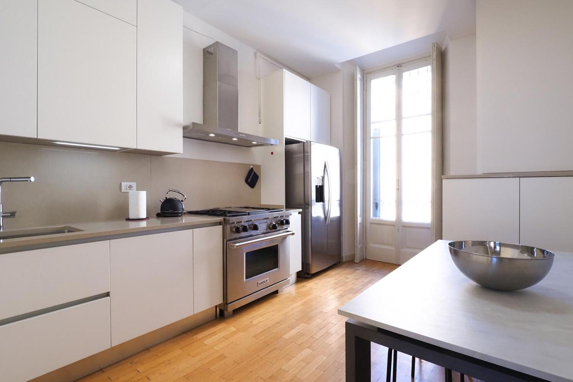 Contempora Serviced - Quadrilocale Pta Vercellina Milano
