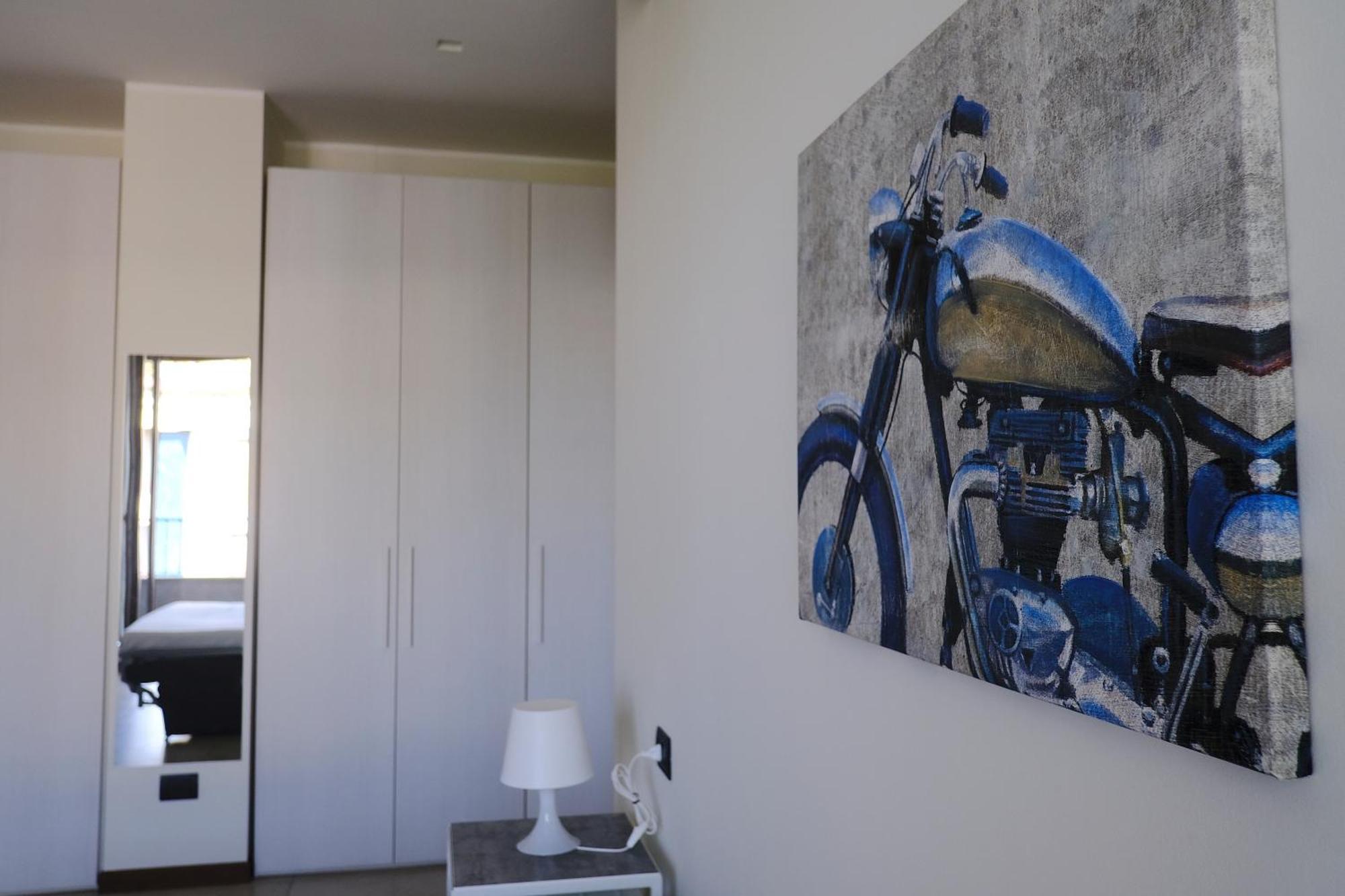 Bwr - Elegant Loft With Terrace, San Siro Appartement Milaan