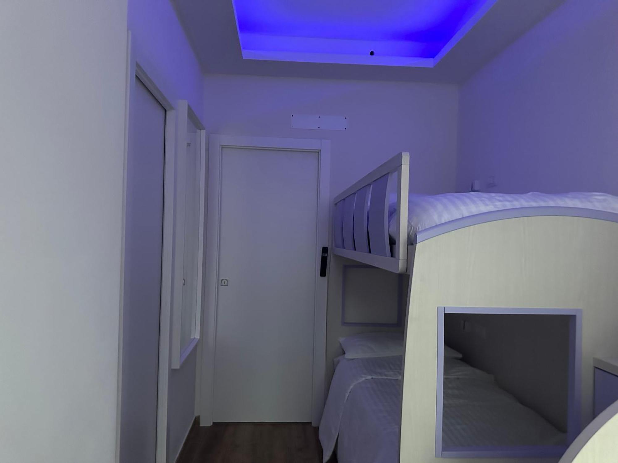 Bunk Bed - 4 Affittacamere *