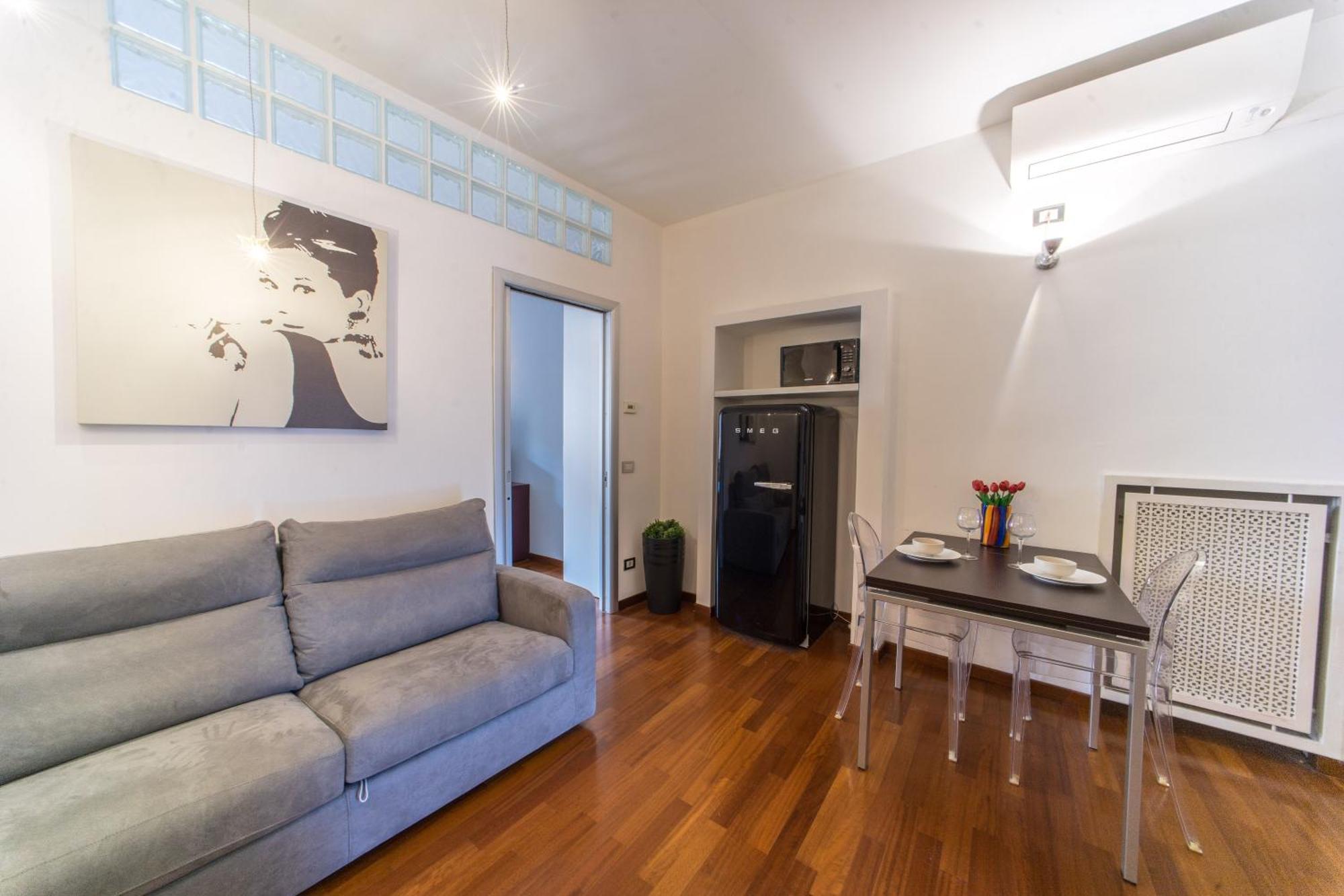 Bella Italy Tiffany Corso Como Apartment *