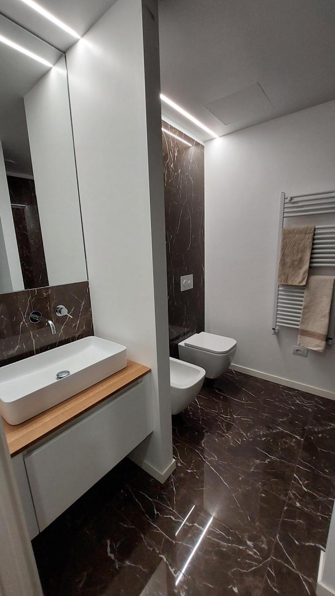 Moderno Tra Stazione E Loreto Apartment *