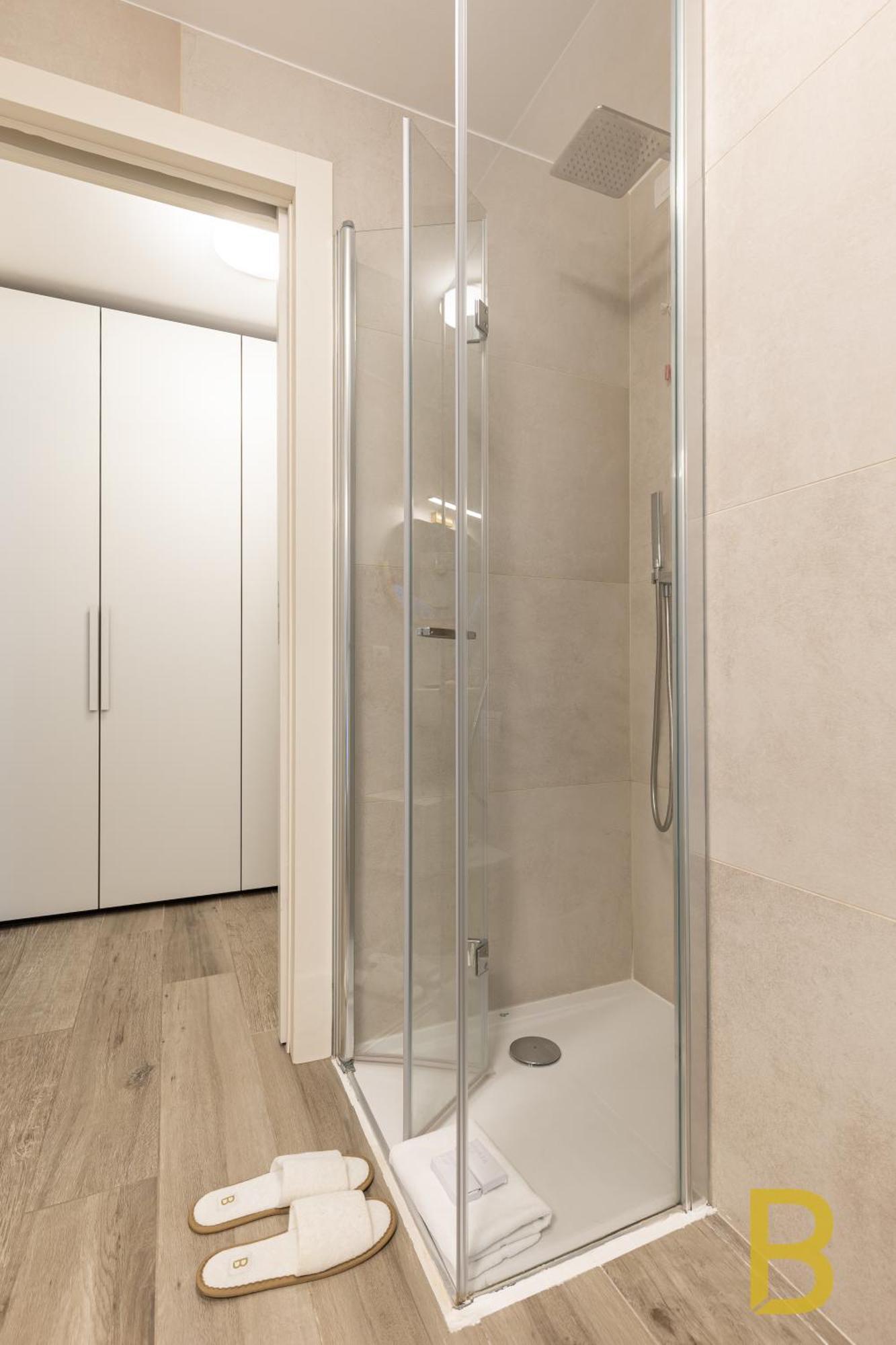 Beplace In Chinatown Apartment