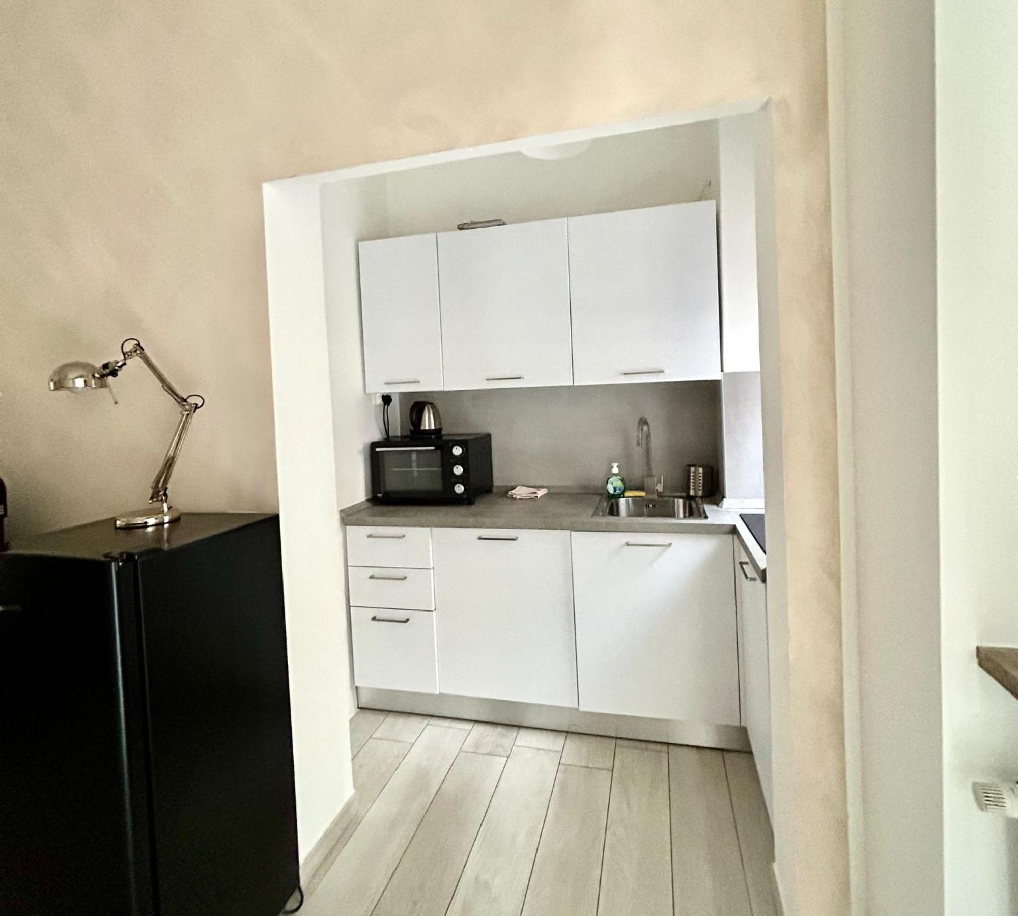 Lovely 2 With Small Garden Milano