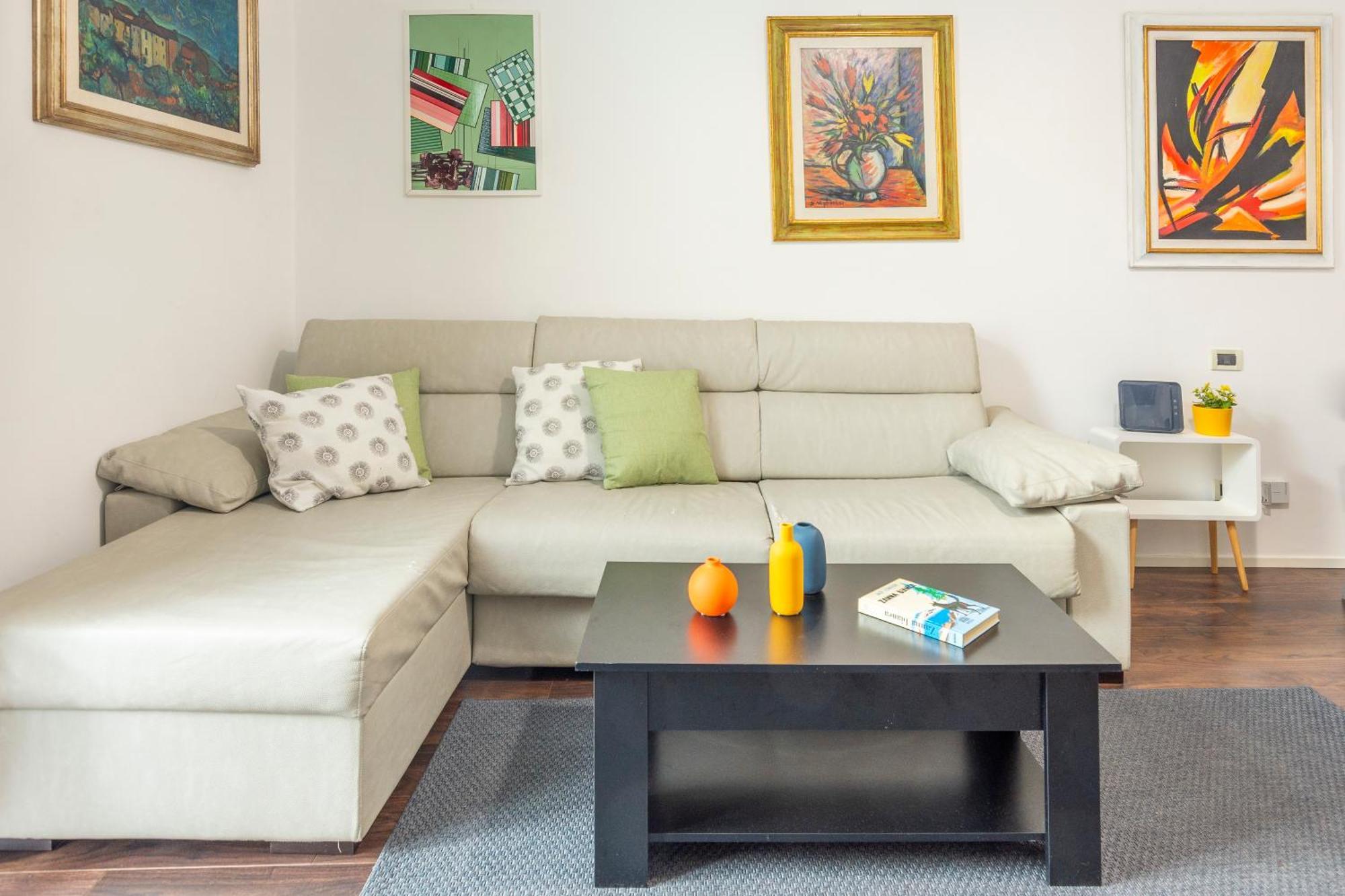 Apartment Galleria#27 - Metro A 2 Passi, Ampio E Nuovo Bilocale