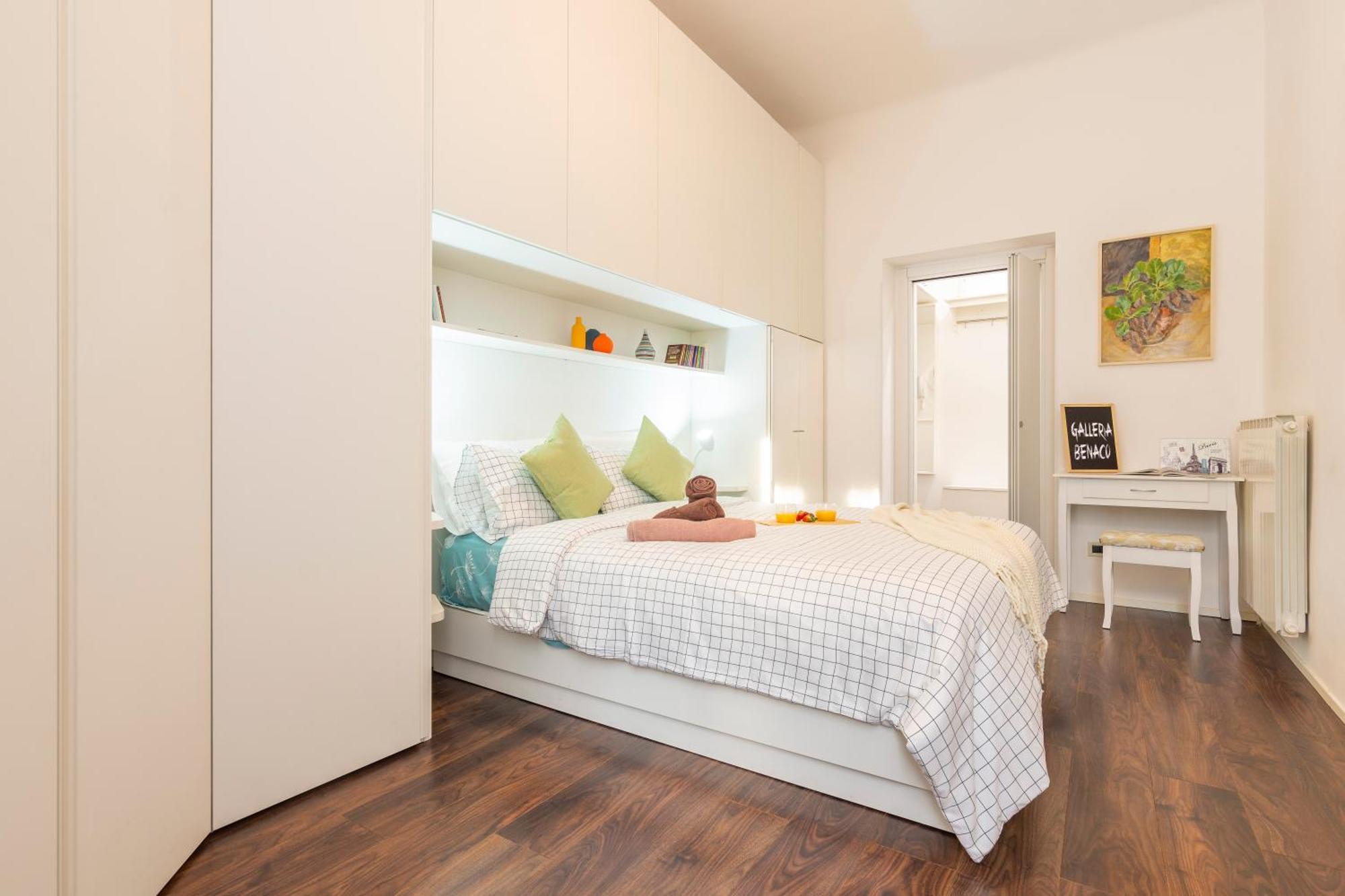 Apartment Galleria#27 - Metro A 2 Passi, Ampio E Nuovo Bilocale Mailand