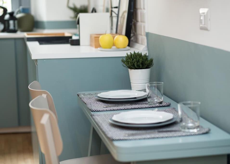 New Elegant Flat 3 Min From Station. Apartment Mailand