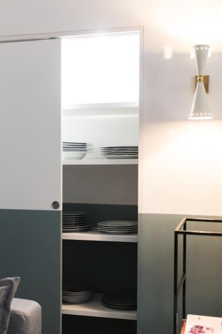 New Elegant Flat 3 Min From Station. Apartment Mailand