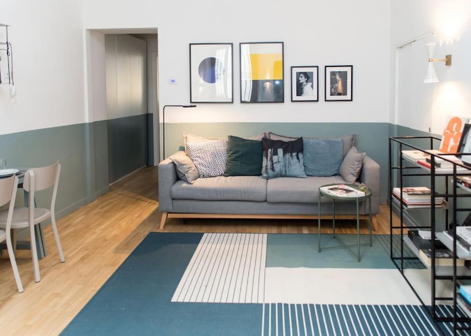 New Elegant Flat 3 Min From Station. Apartment *