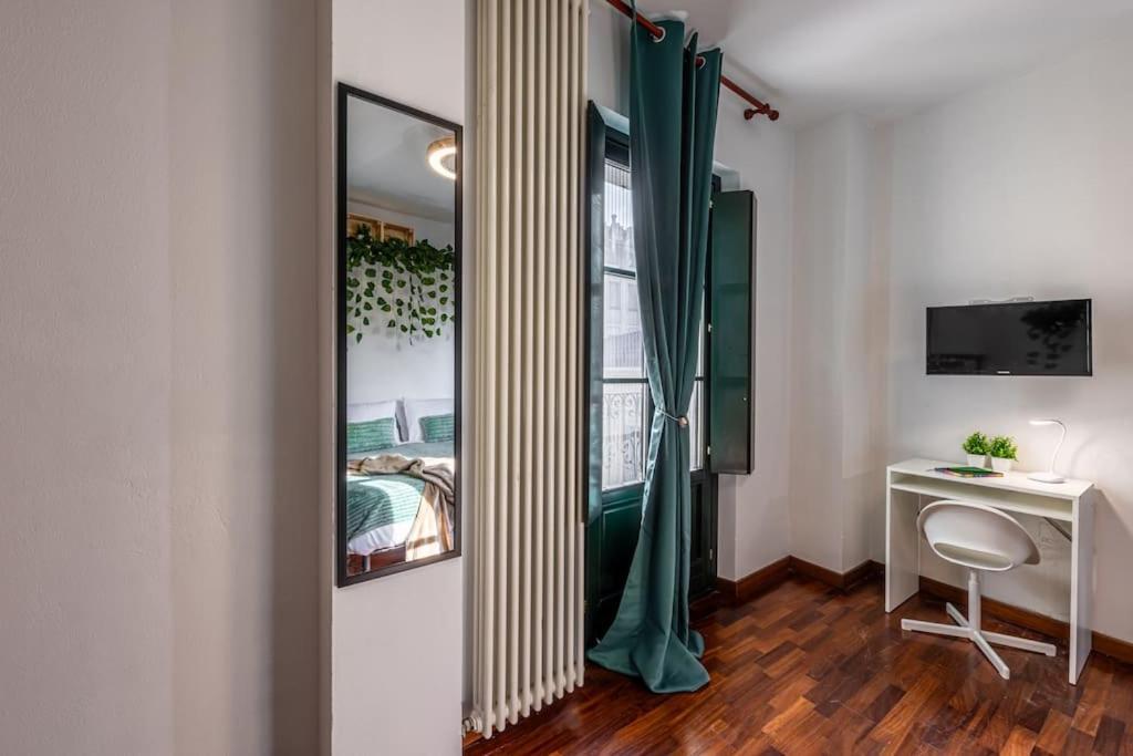 Close To Duomo Lovely City Center Flat Milano
