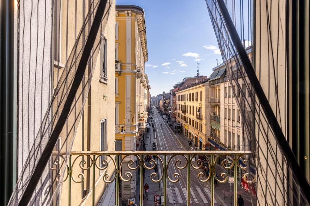 Close To Duomo Lovely City Center Flat Milano