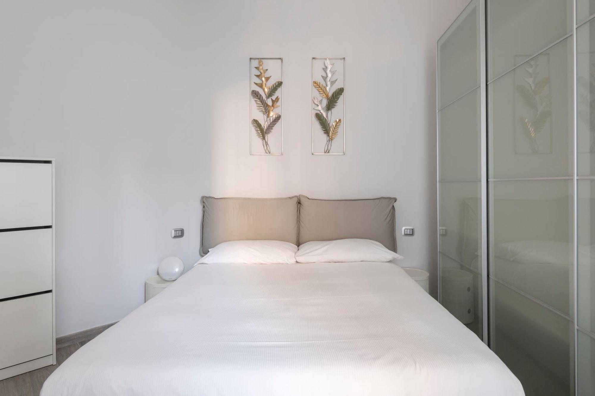 Adorable Centre, 2 Bd, 4 Guests Milano