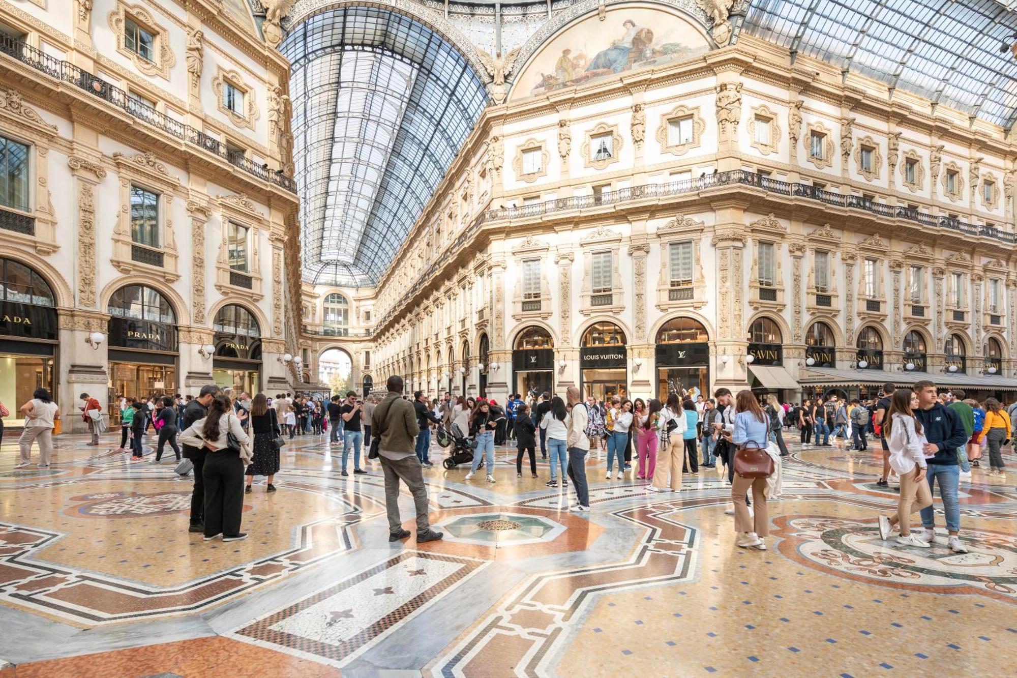 Adorable Centre, 2 Bd, 4 Guests Milano