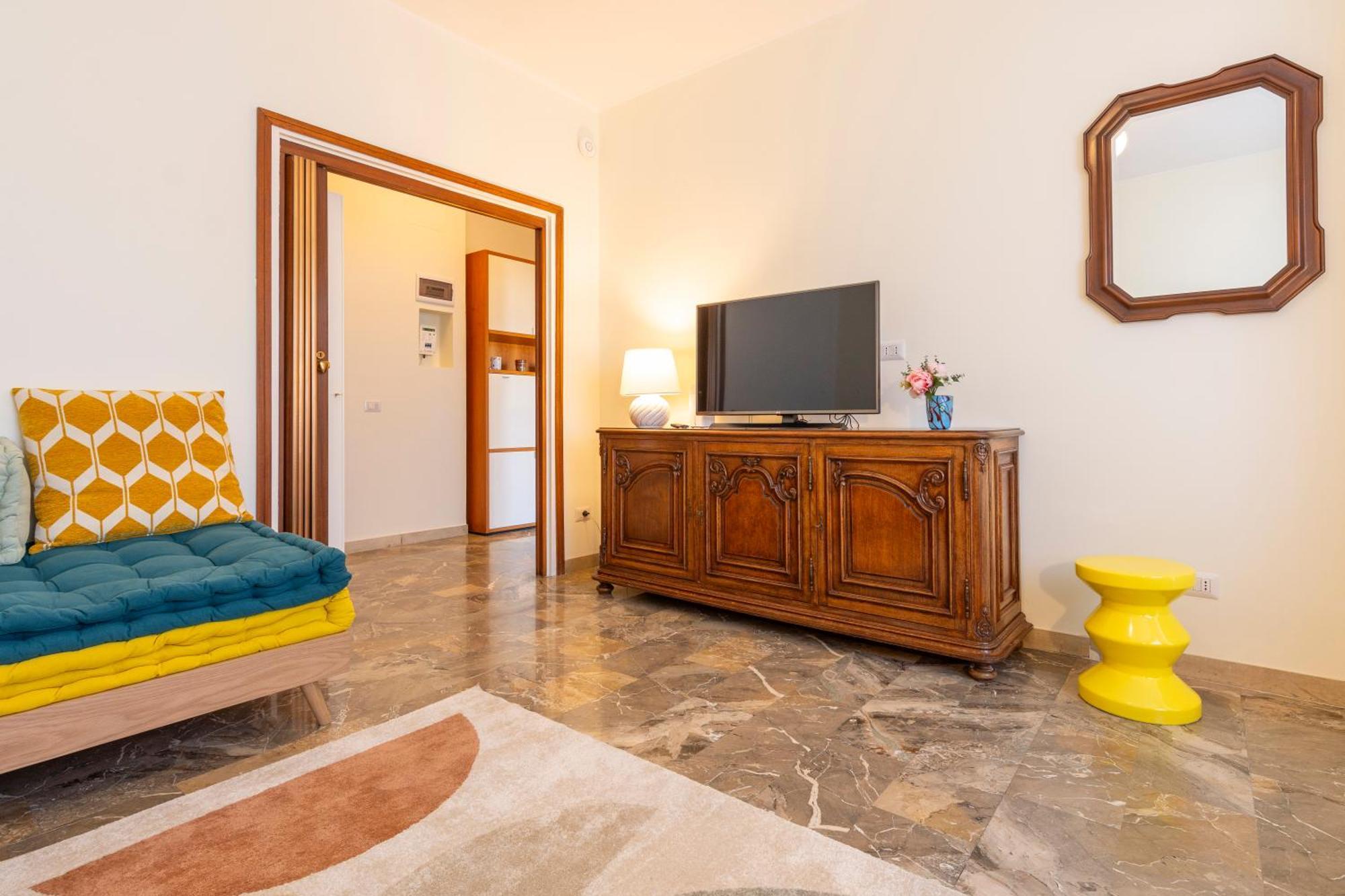 Ospitali - Casa Giuliana, Ampio Trilocale Per Famiglie E Box *