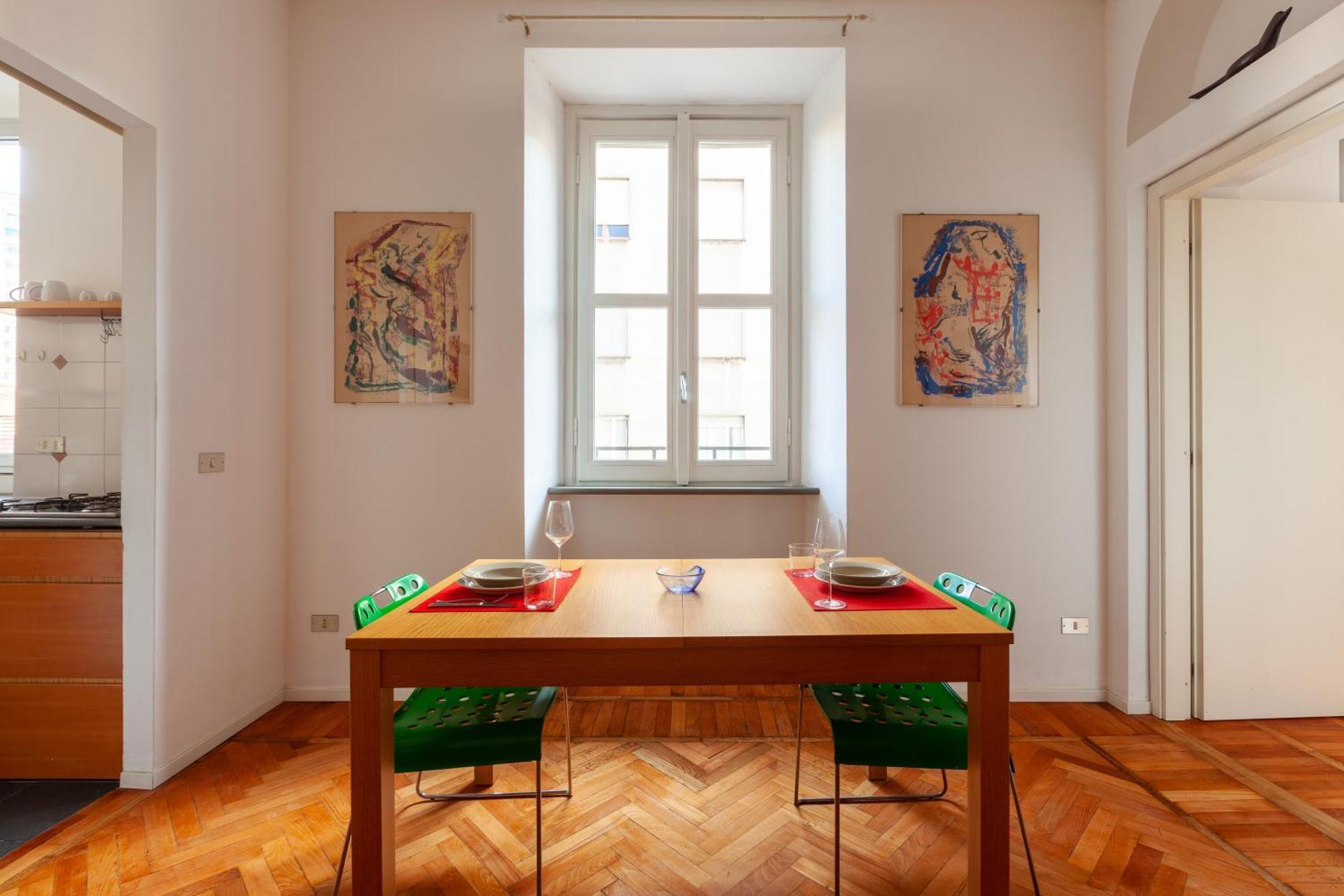 Comodo Nel Centro Storico Di - San Vincenzo Appartement