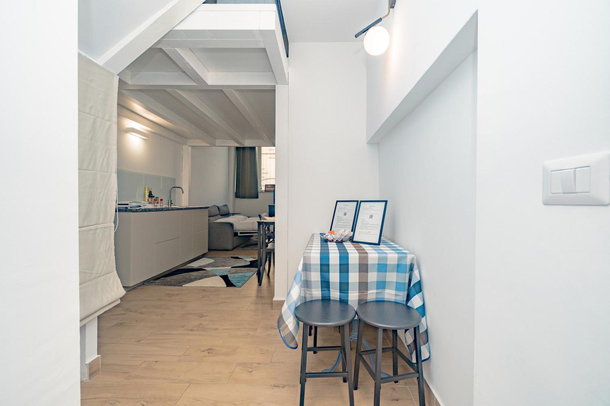 Barbara's House - Navigli - 2 Km From Duomo * Milano