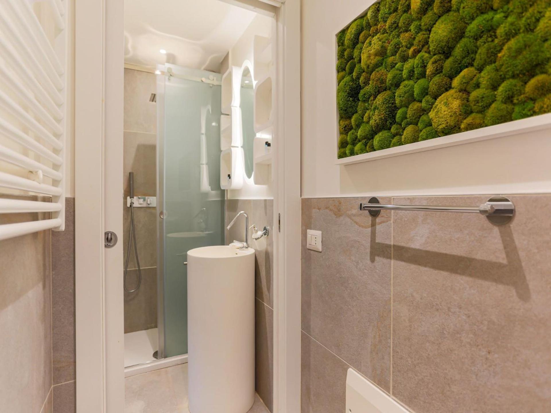The Rent - One-bedroom Near Crocetta * Milano