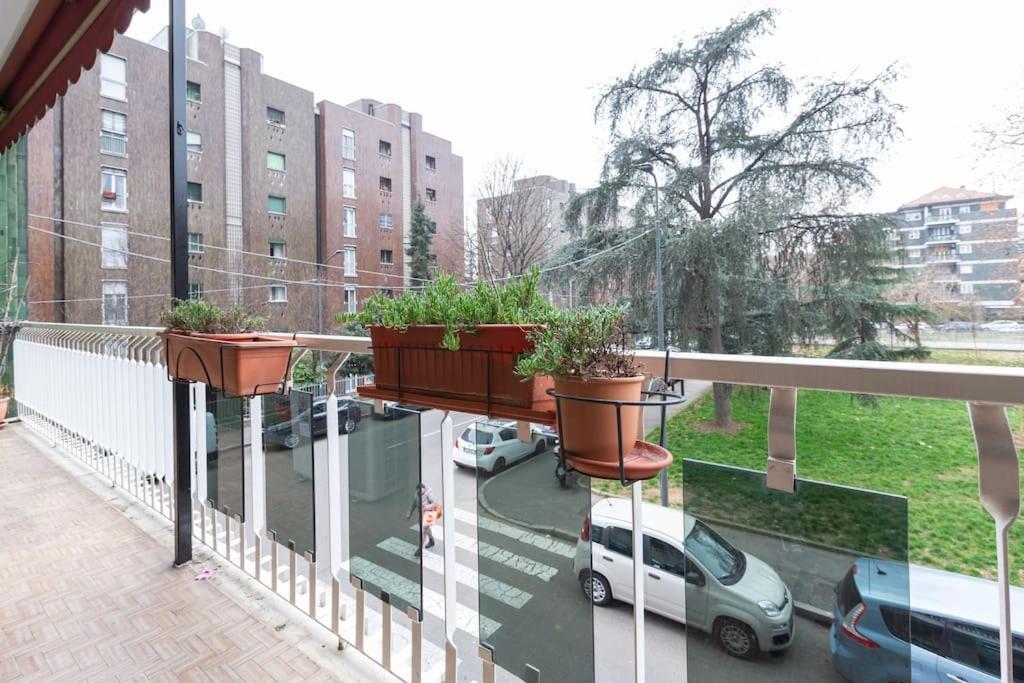 Appartement Large Close To Metro