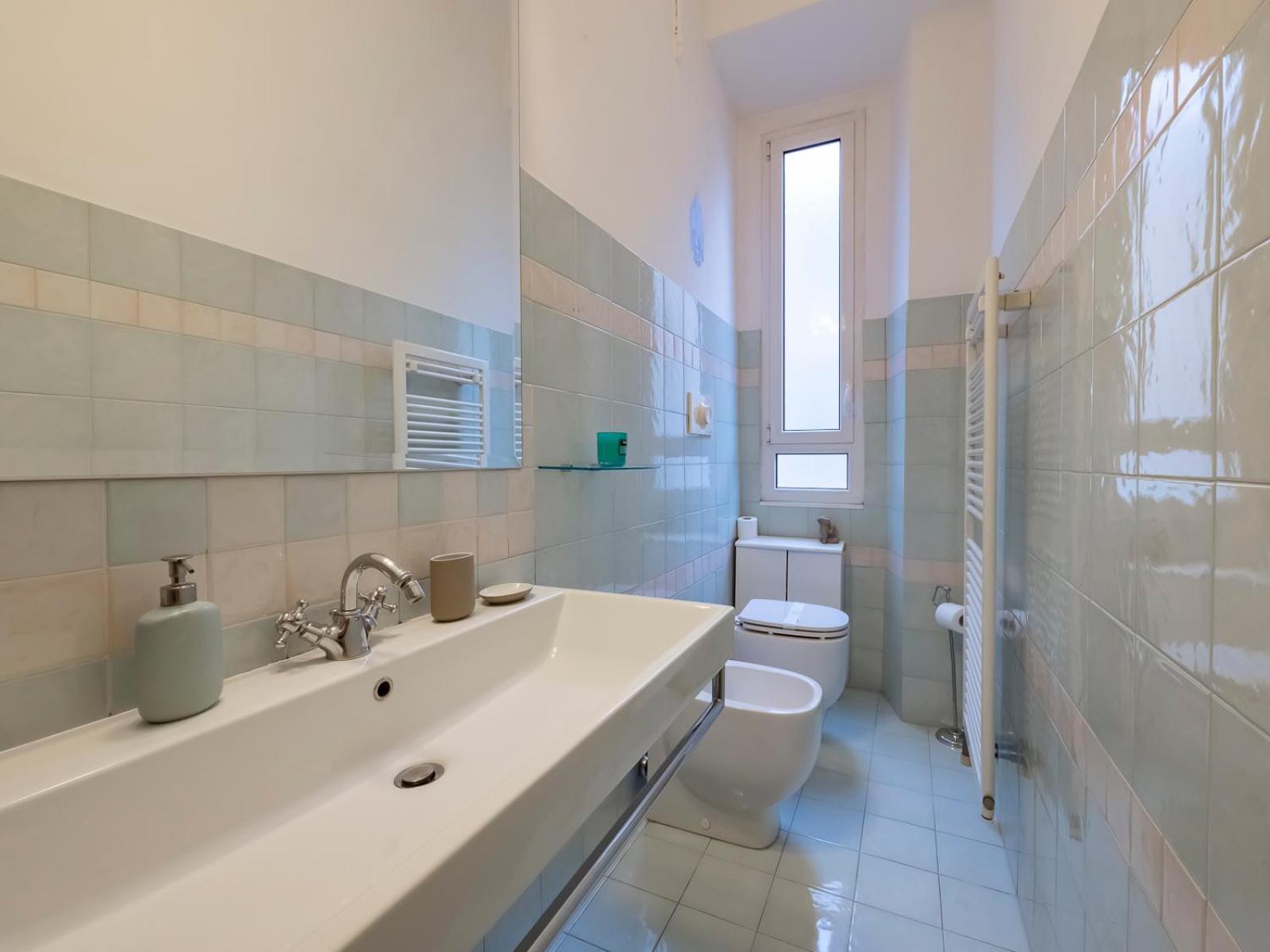 Xenia - Elegant Two-room In Porta Venezia Milano