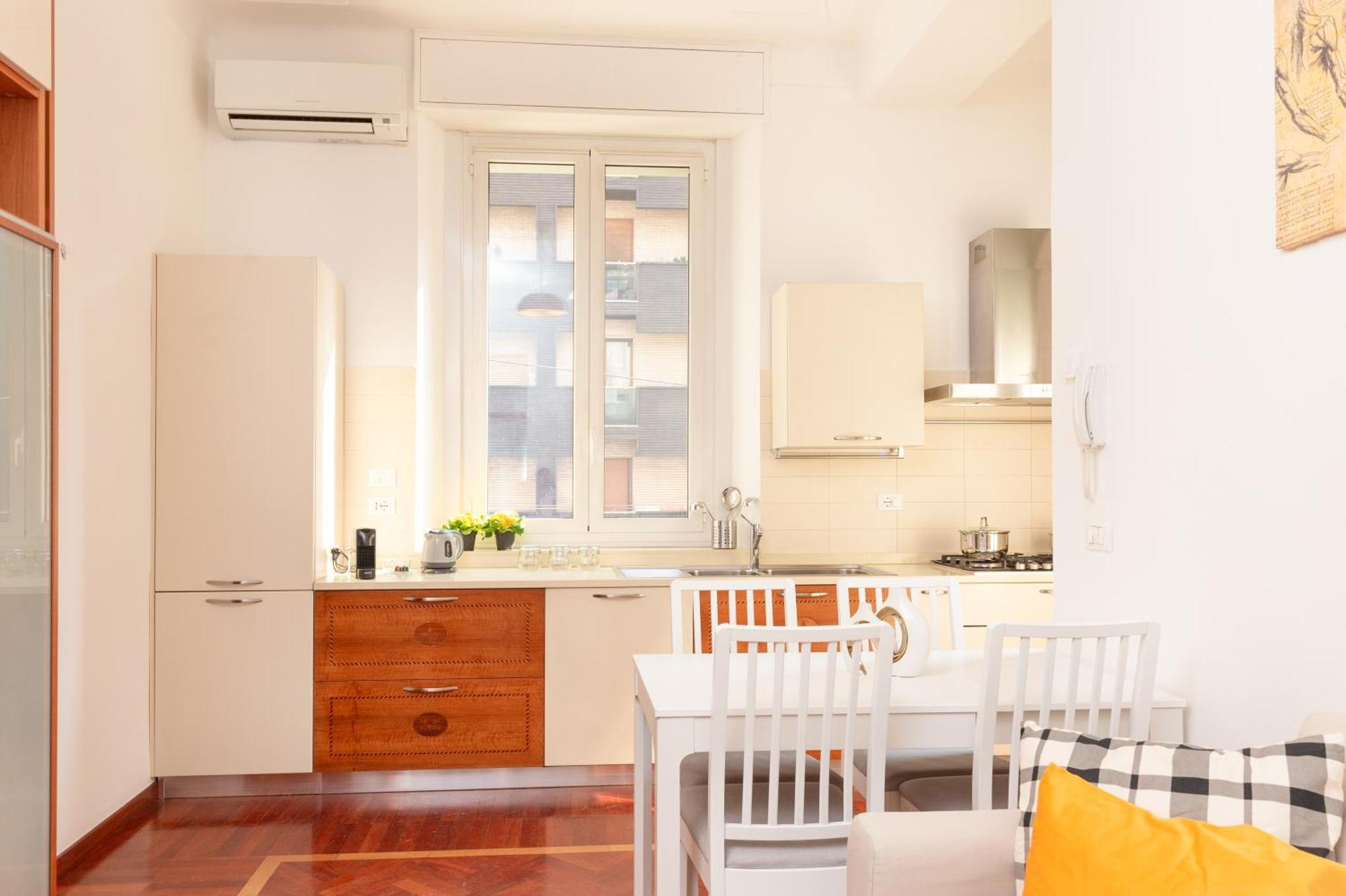 Da Vinci Exclusive - Centrale,m3, Isola District *