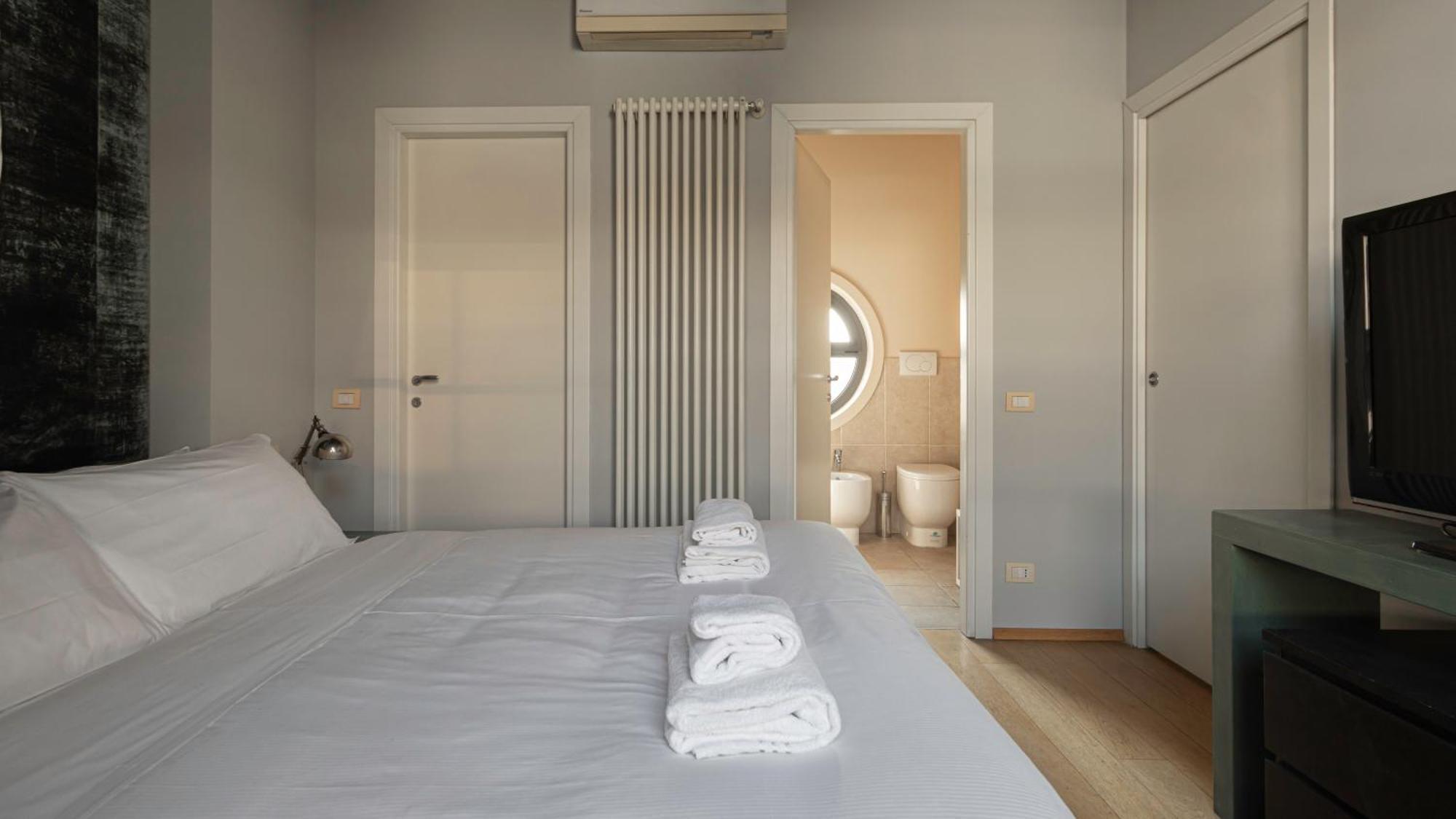 Italianway - Pietrasanta 12 Milaan