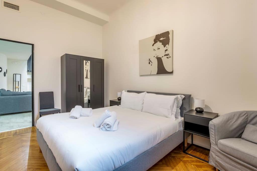 Comfortable 3 Bedrooms Few Steps From Duomo Milaan