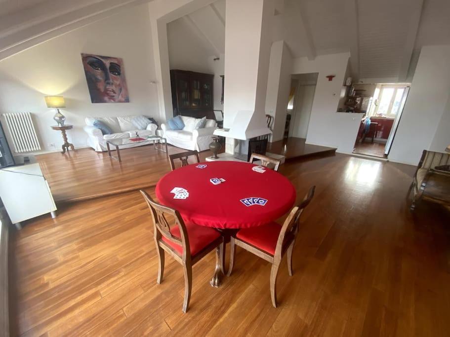 Penthouse In The Sky With 30 Sqm Terrace Station Leilighet *
