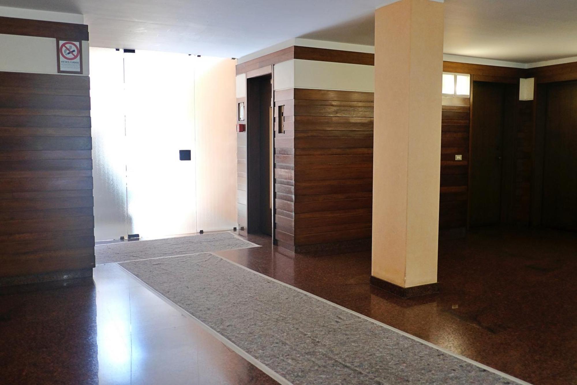 Bwr - Elegant Loft With Terrace, San Siro Appartement Milaan