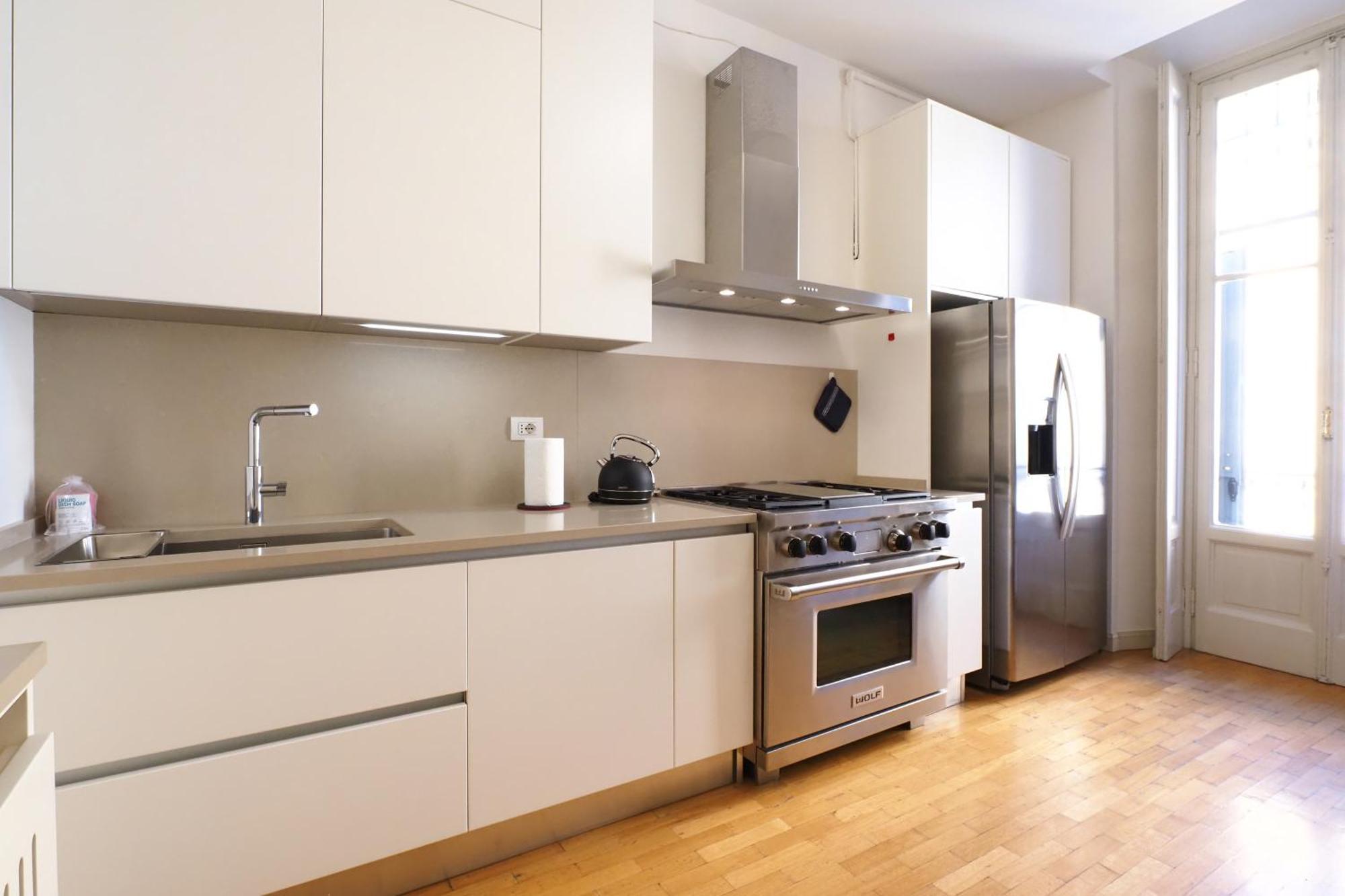 Contempora Serviced - Quadrilocale Pta Vercellina Leilighet