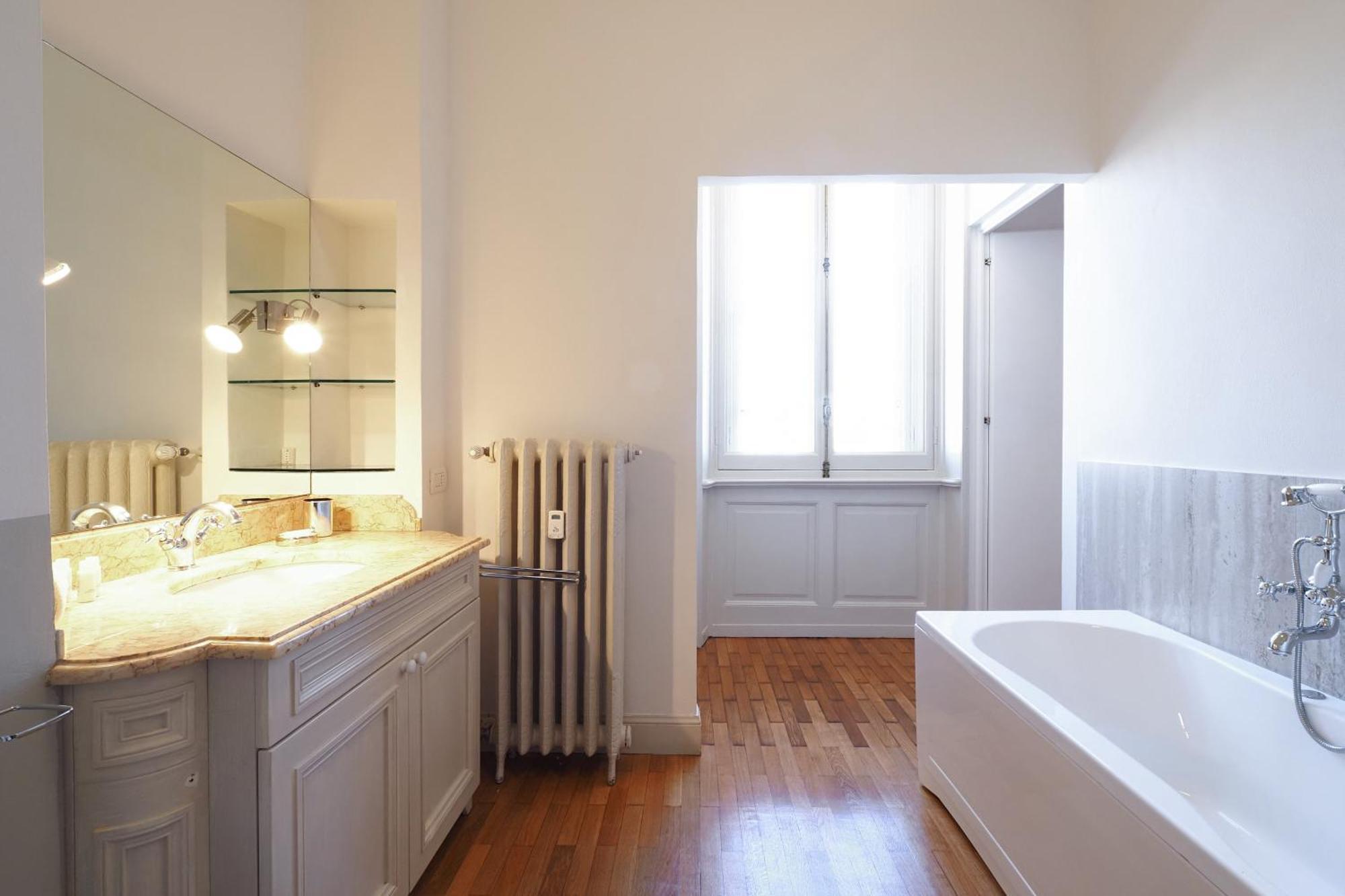Contempora Serviced - Quadrilocale Pta Vercellina Leilighet