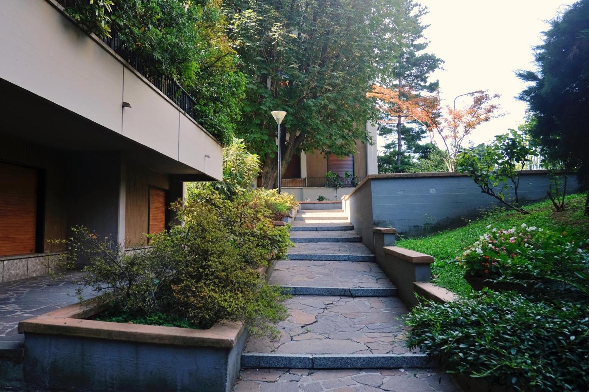 Bwr - Elegant Loft With Terrace, San Siro Appartement *