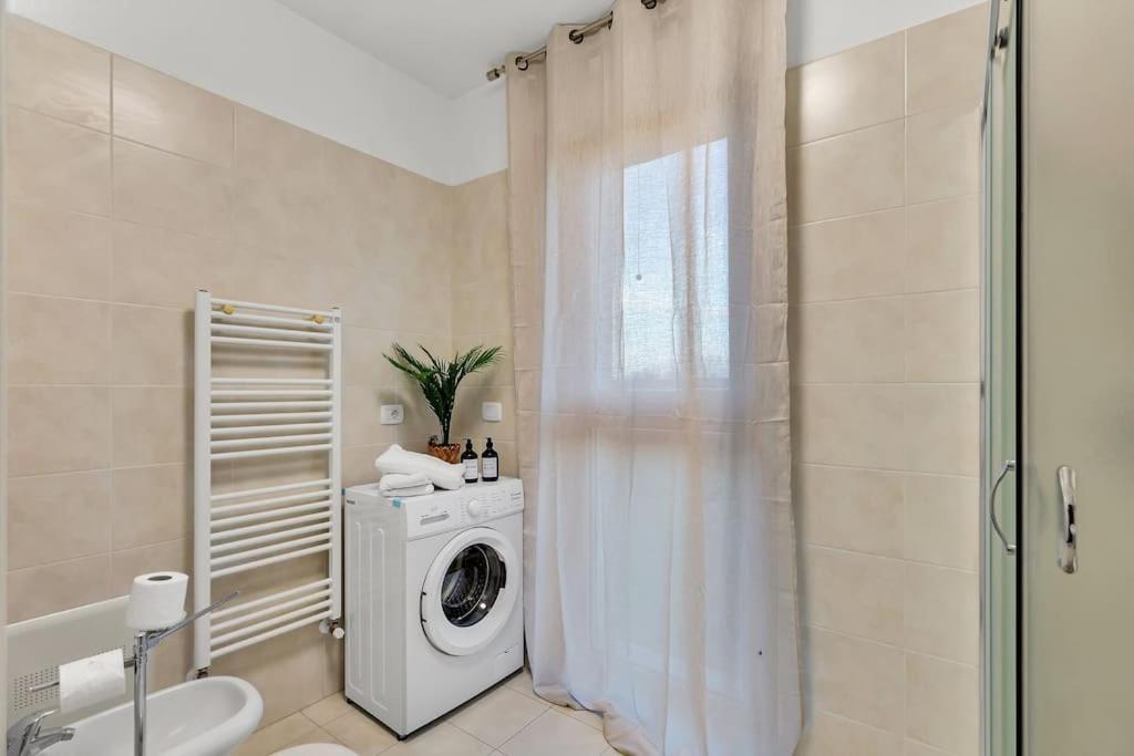 Private Parking-terrace10 Min To Linate Airport * Milano