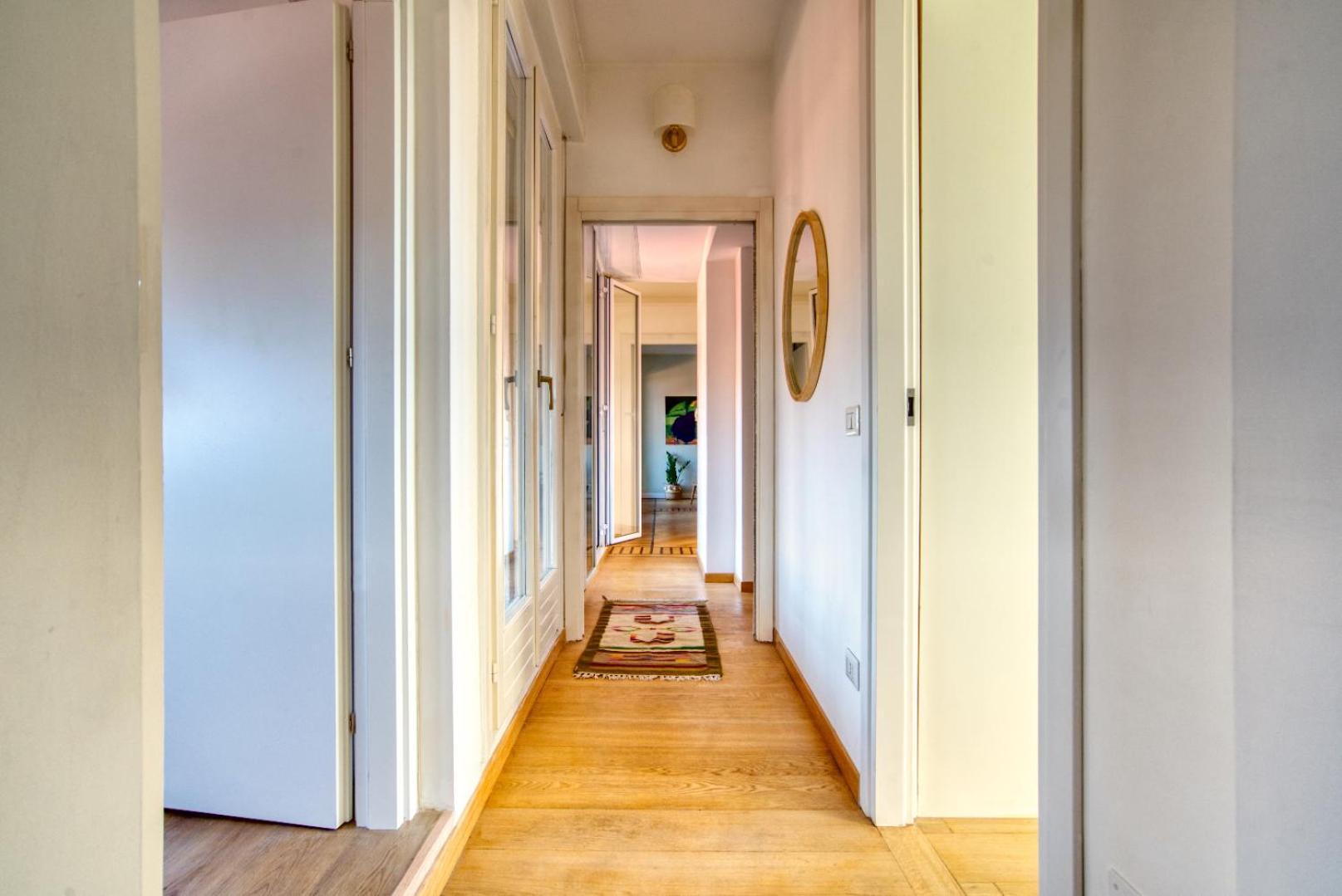 Appartamento Spacious Penthouse With Panoramic Terrace - 20 Minutes From Duomo *