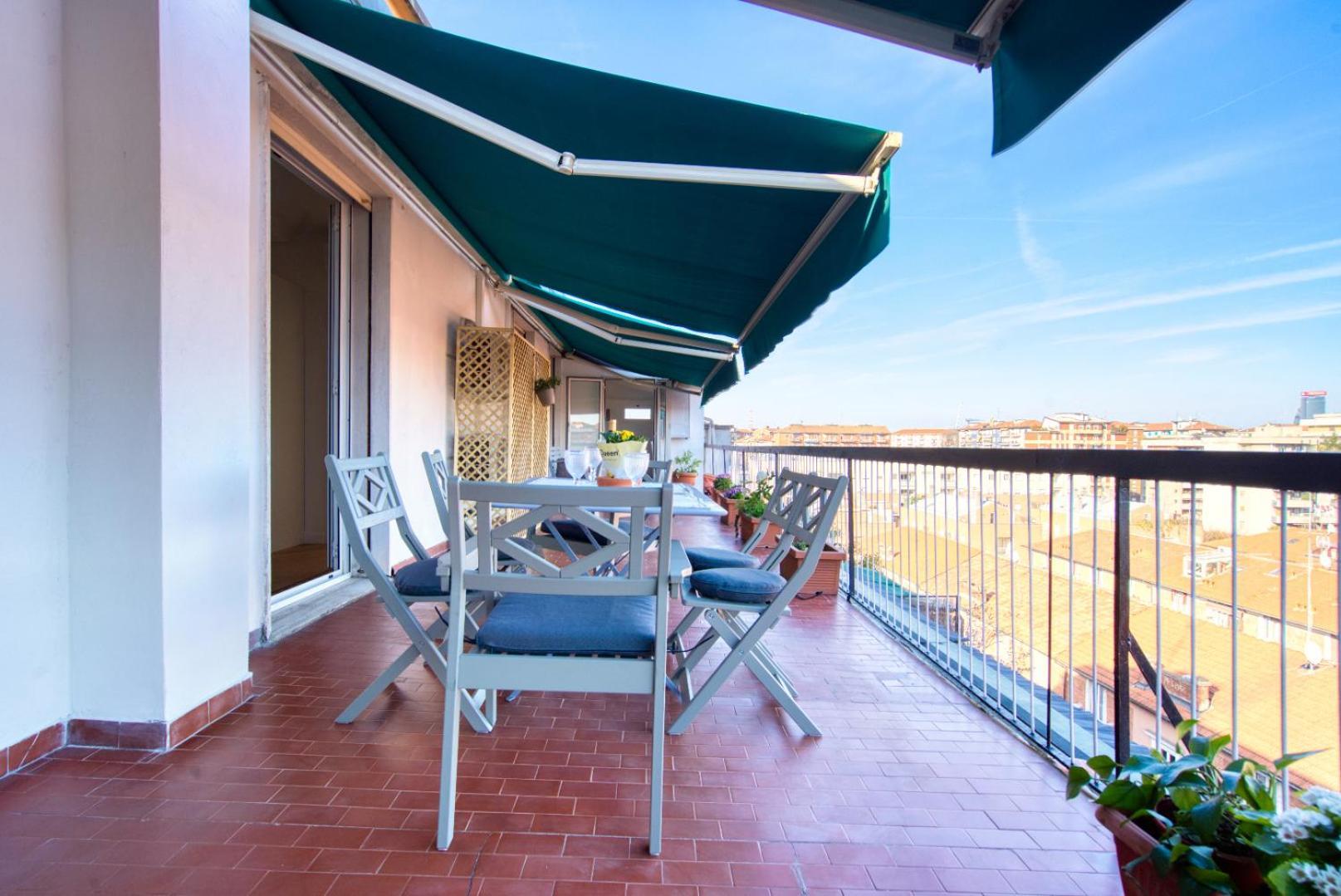 Appartamento Spacious Penthouse With Panoramic Terrace - 20 Minutes From Duomo