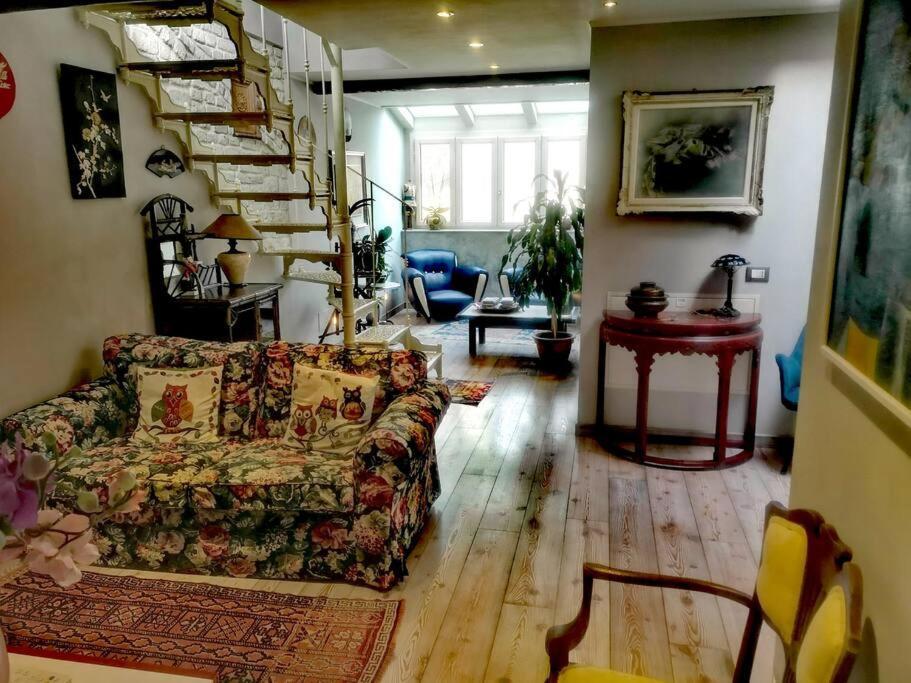 Cozy With Garden Terrace Apartment Mailand