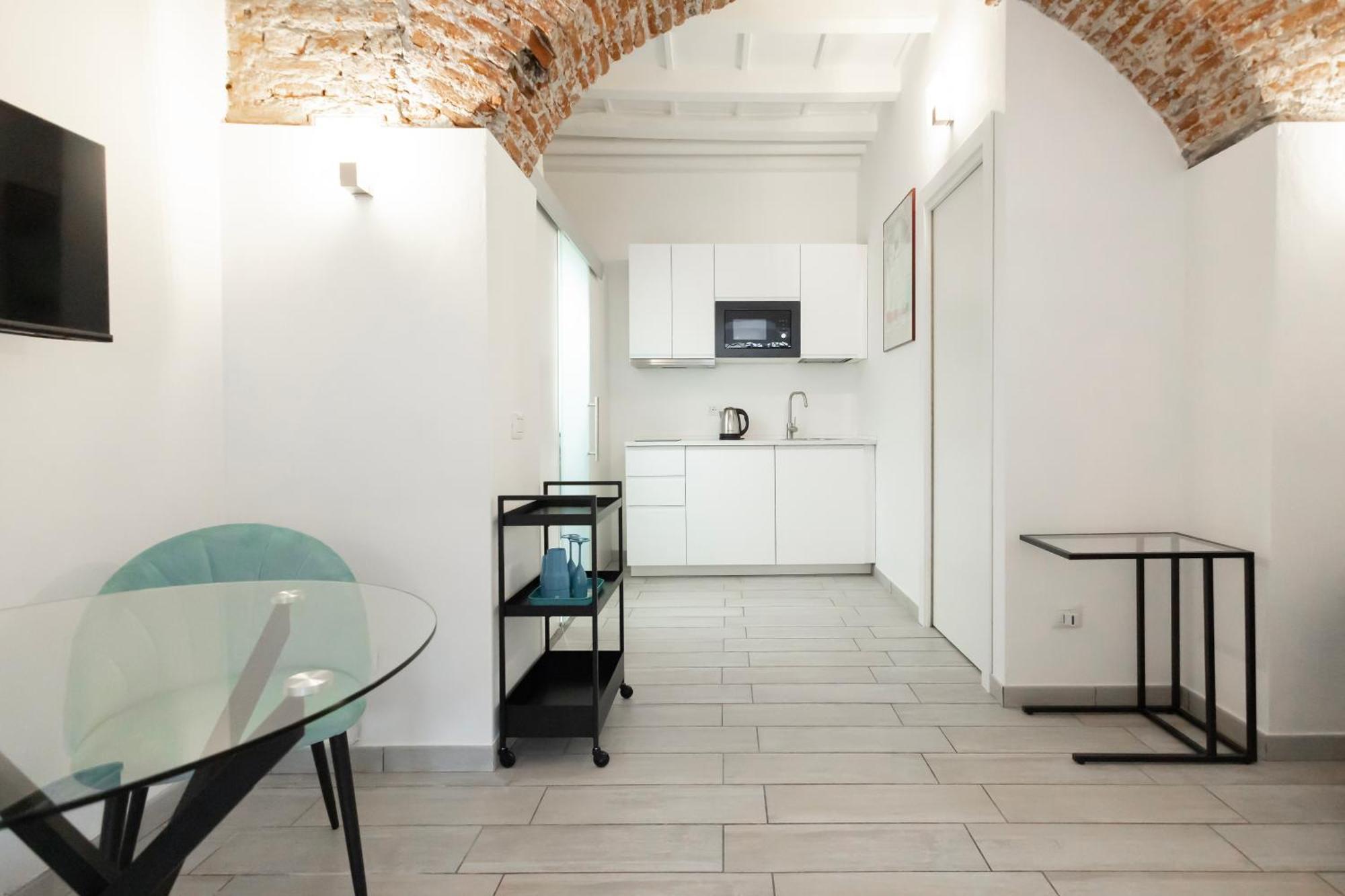 Flora 57 - Splendido Loft Nel Cuore Dei Navigli Appartamento *